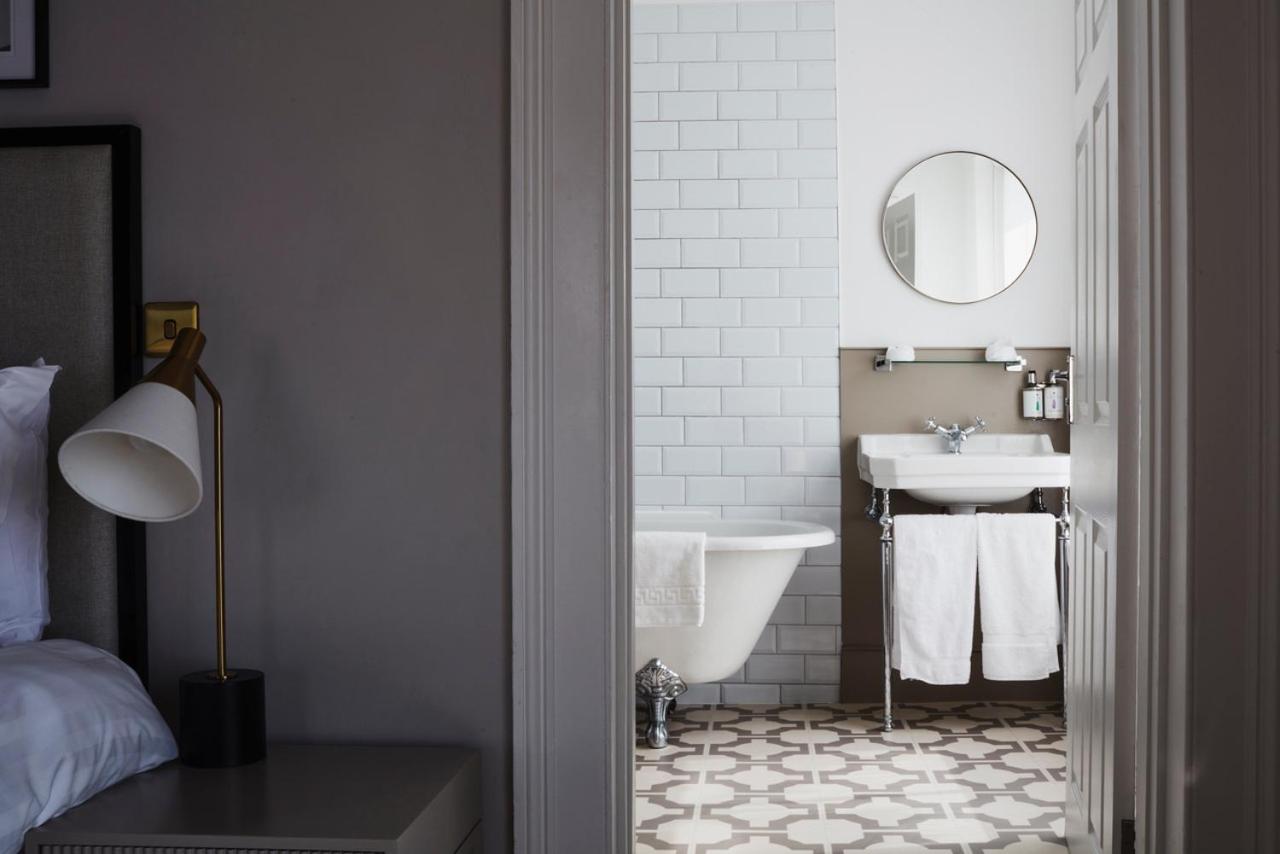 The Burlington Suite with Dual Aspect Sea View