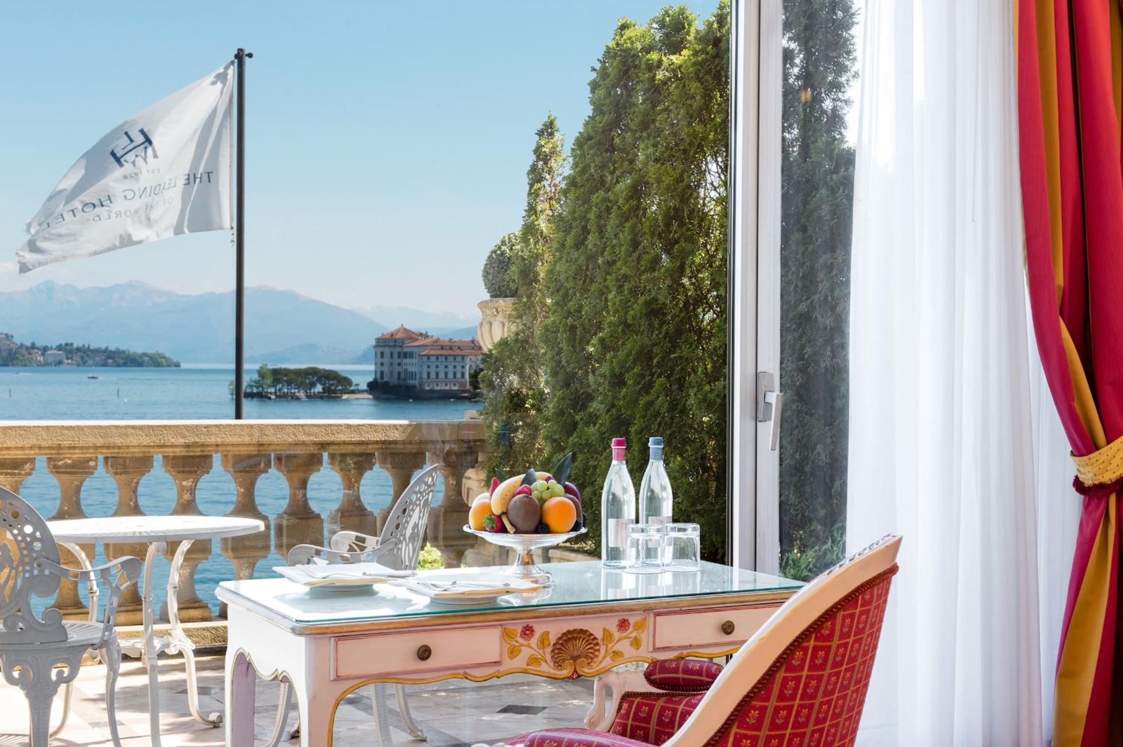Junior Suite with Lake View - Photo 8