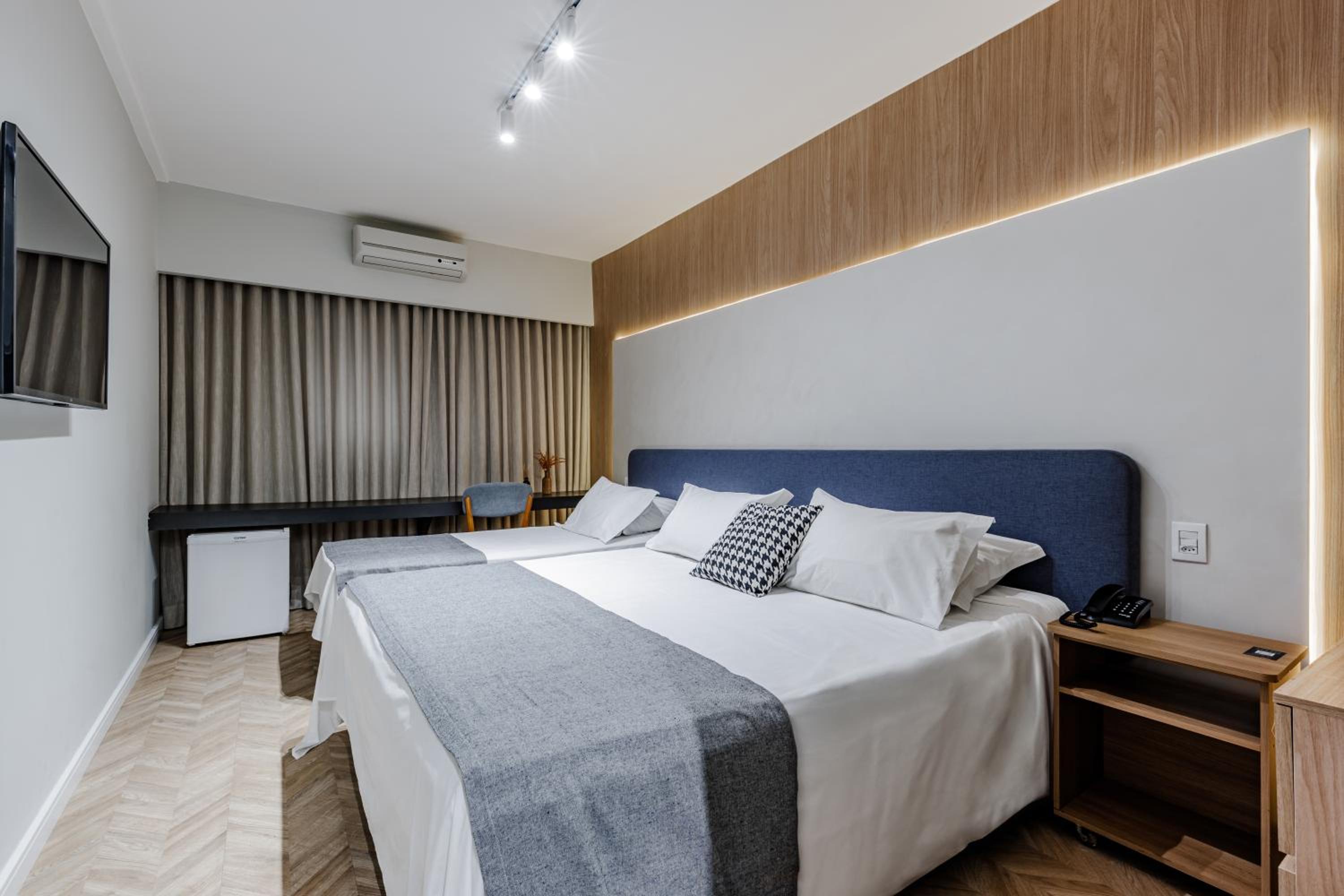 Superior Triple Room photo 1
