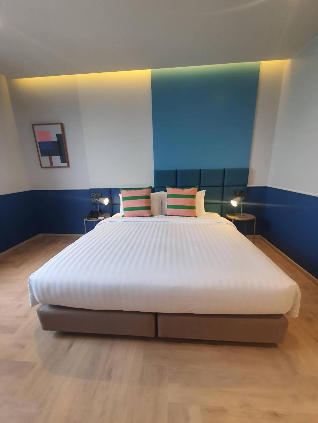 King Room with Balcony