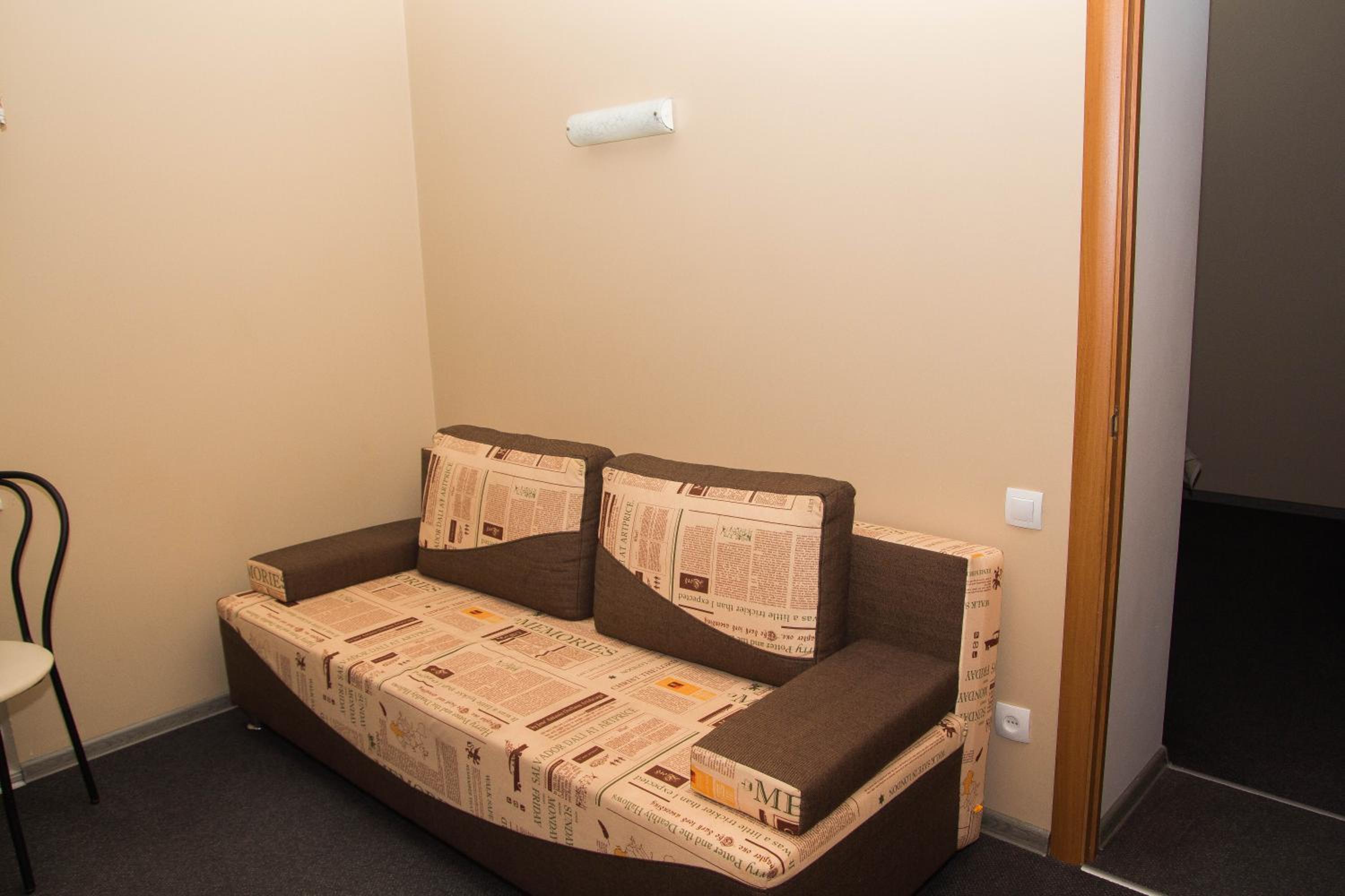 Studio Apartment (2 Adults)