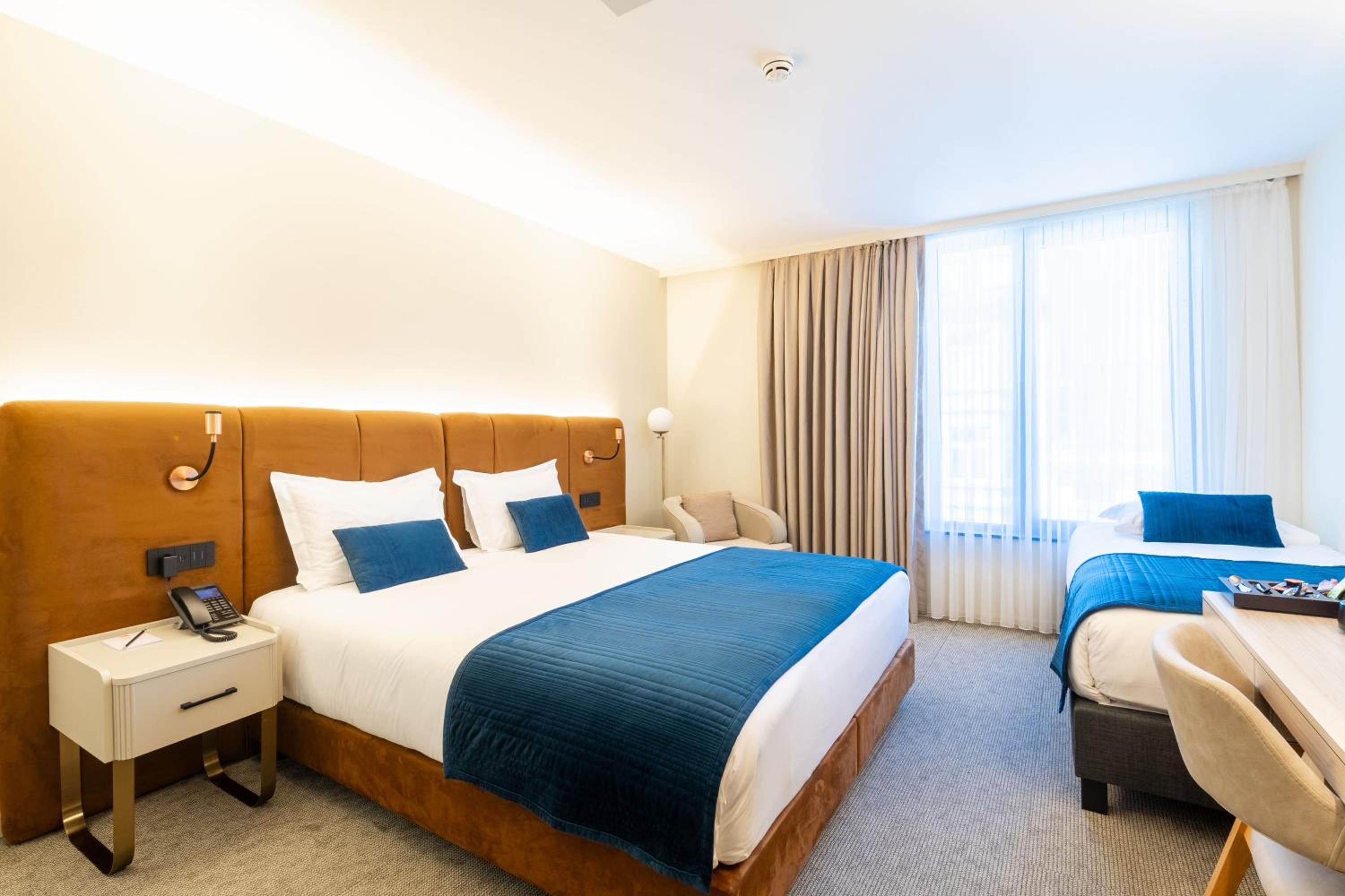 Comfort Triple Room