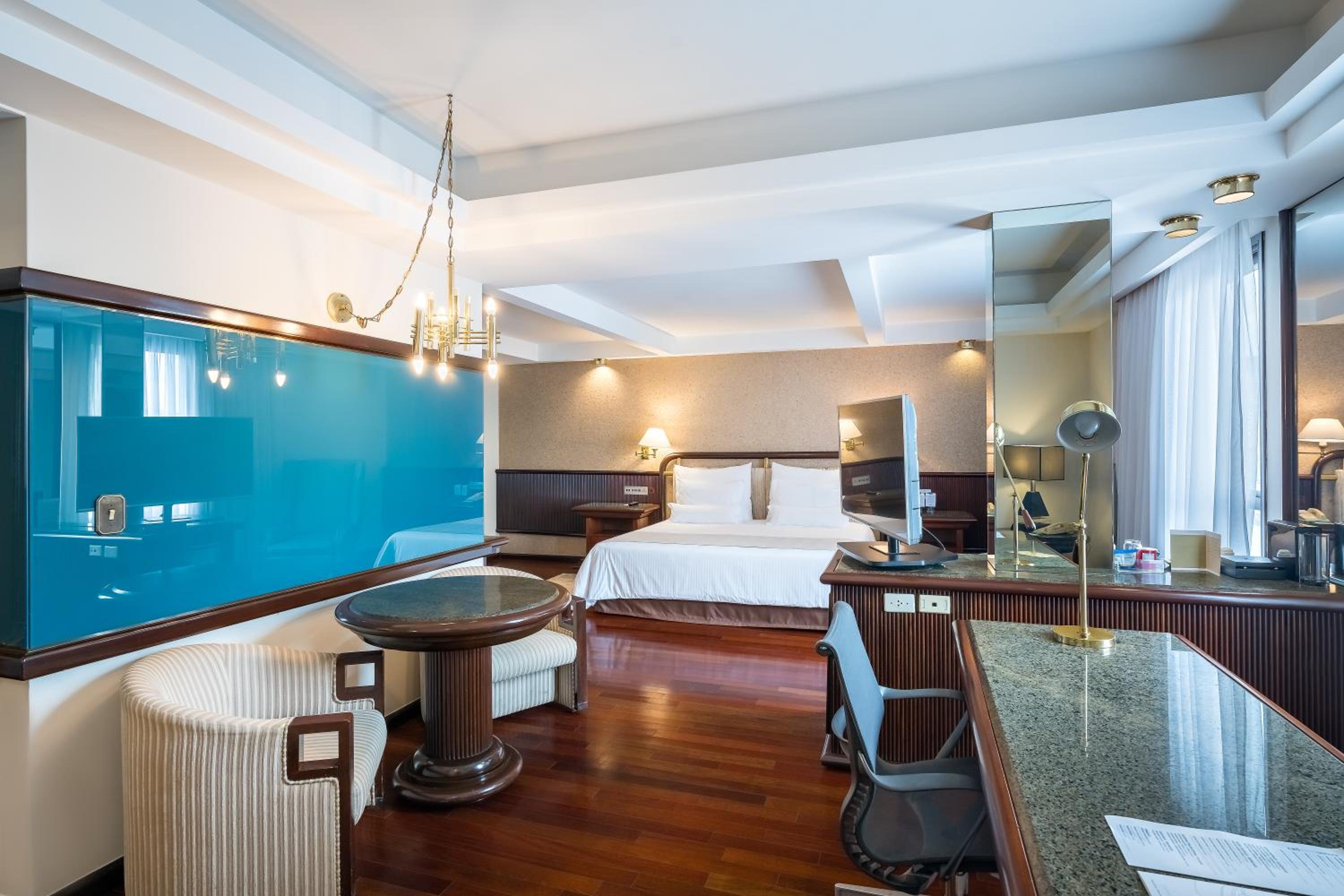 Premier com Cama de Casal