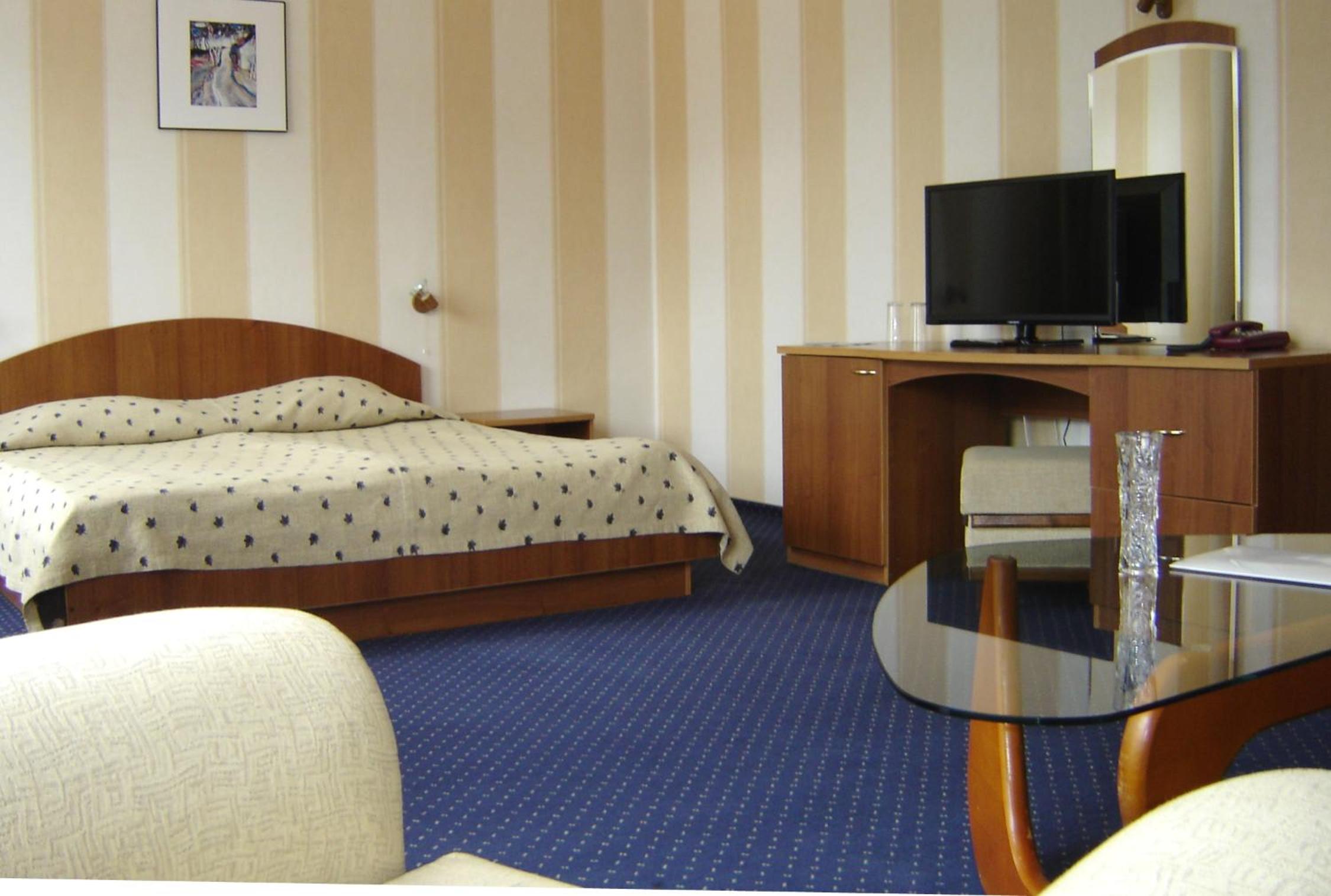 Deluxe Double/Twin Room - Photo 15
