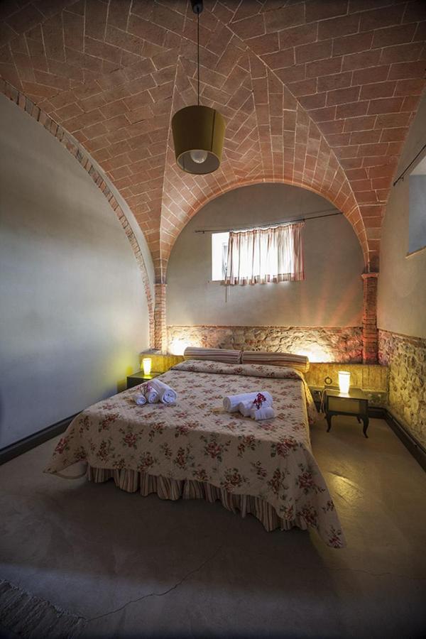 One-Bedroom Apartment with Garden View photo 1