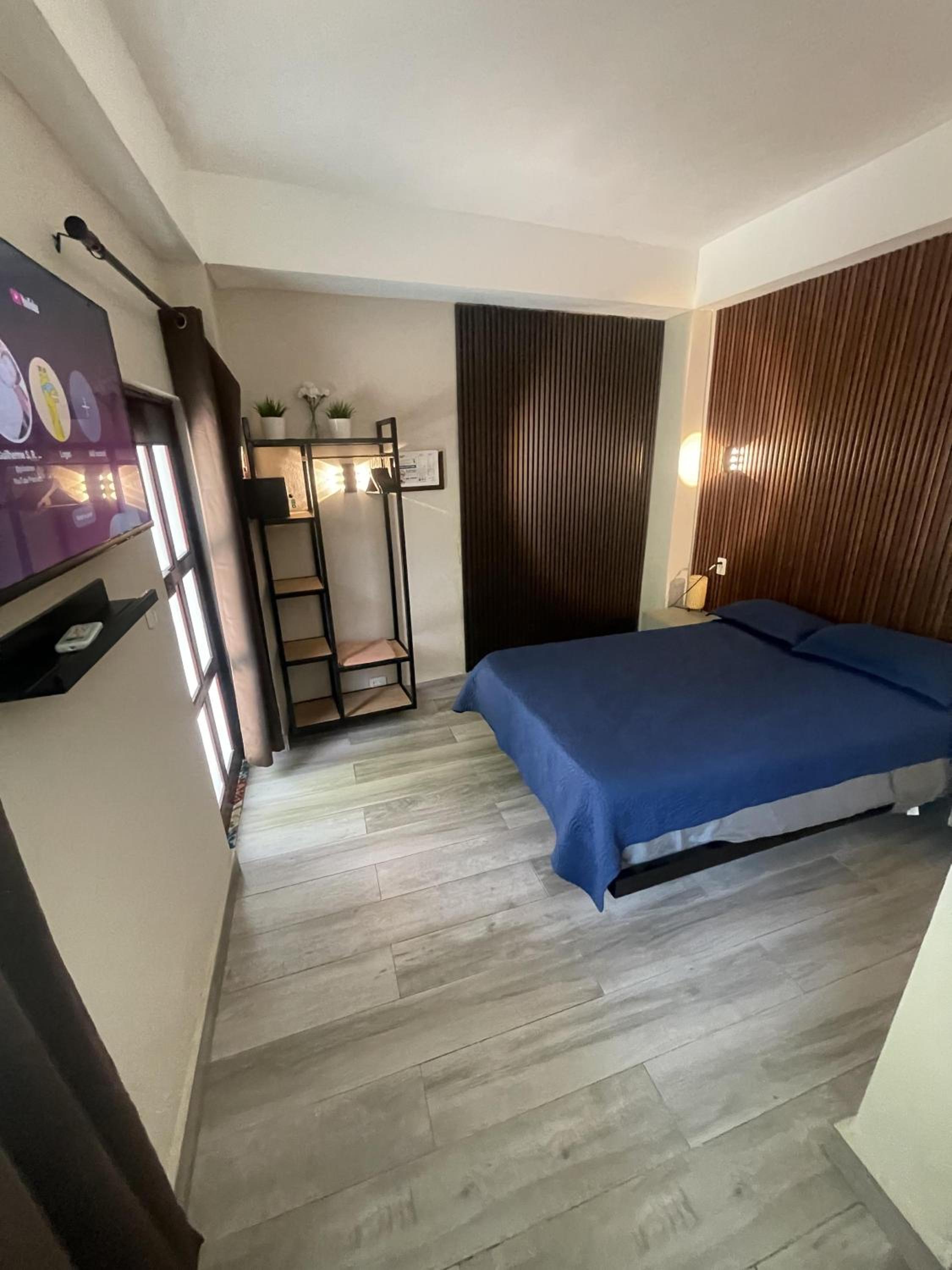 Double Room with Private Bathroom photo 1