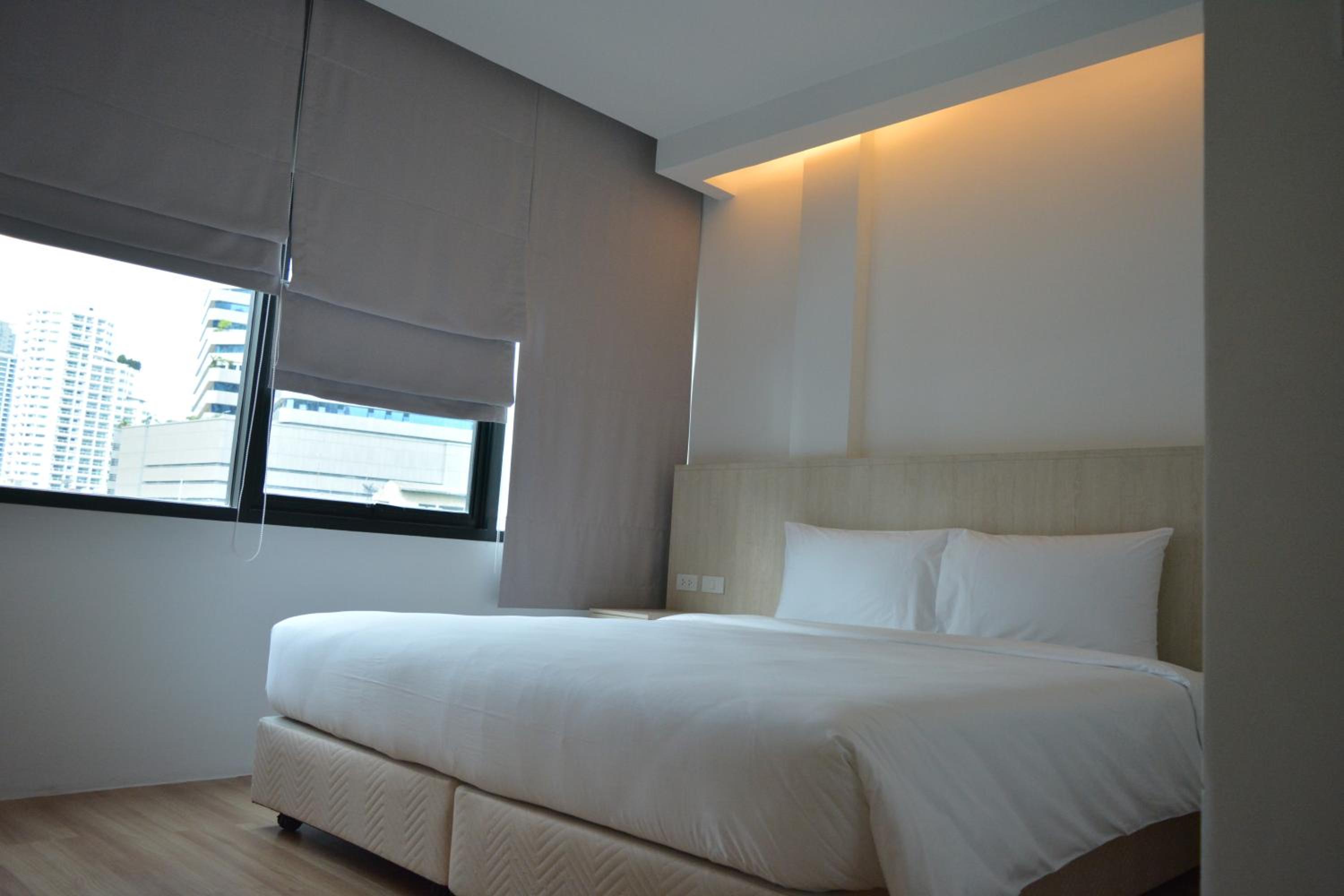 Budget Double Room photo 3
