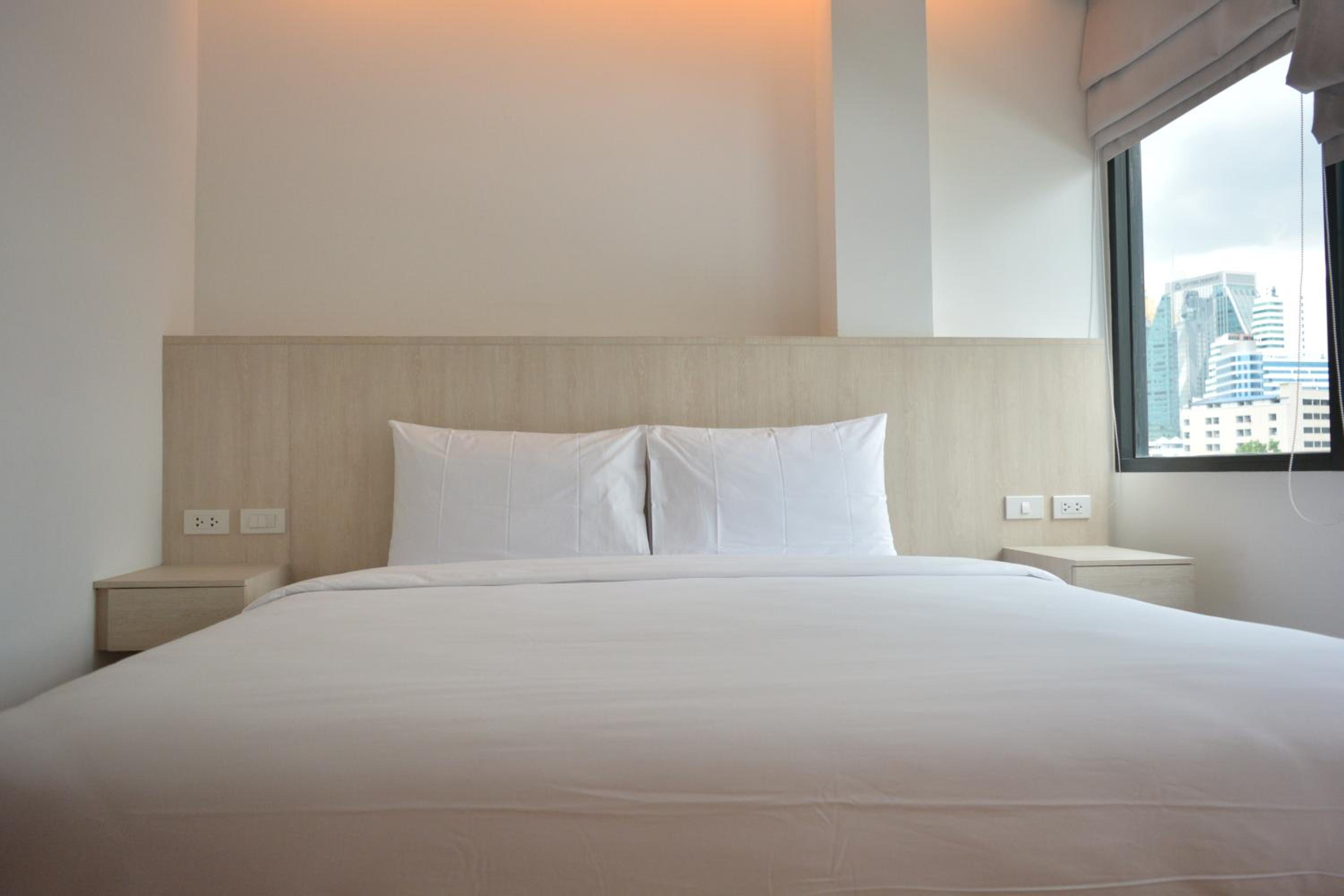 Budget Double Room photo 3