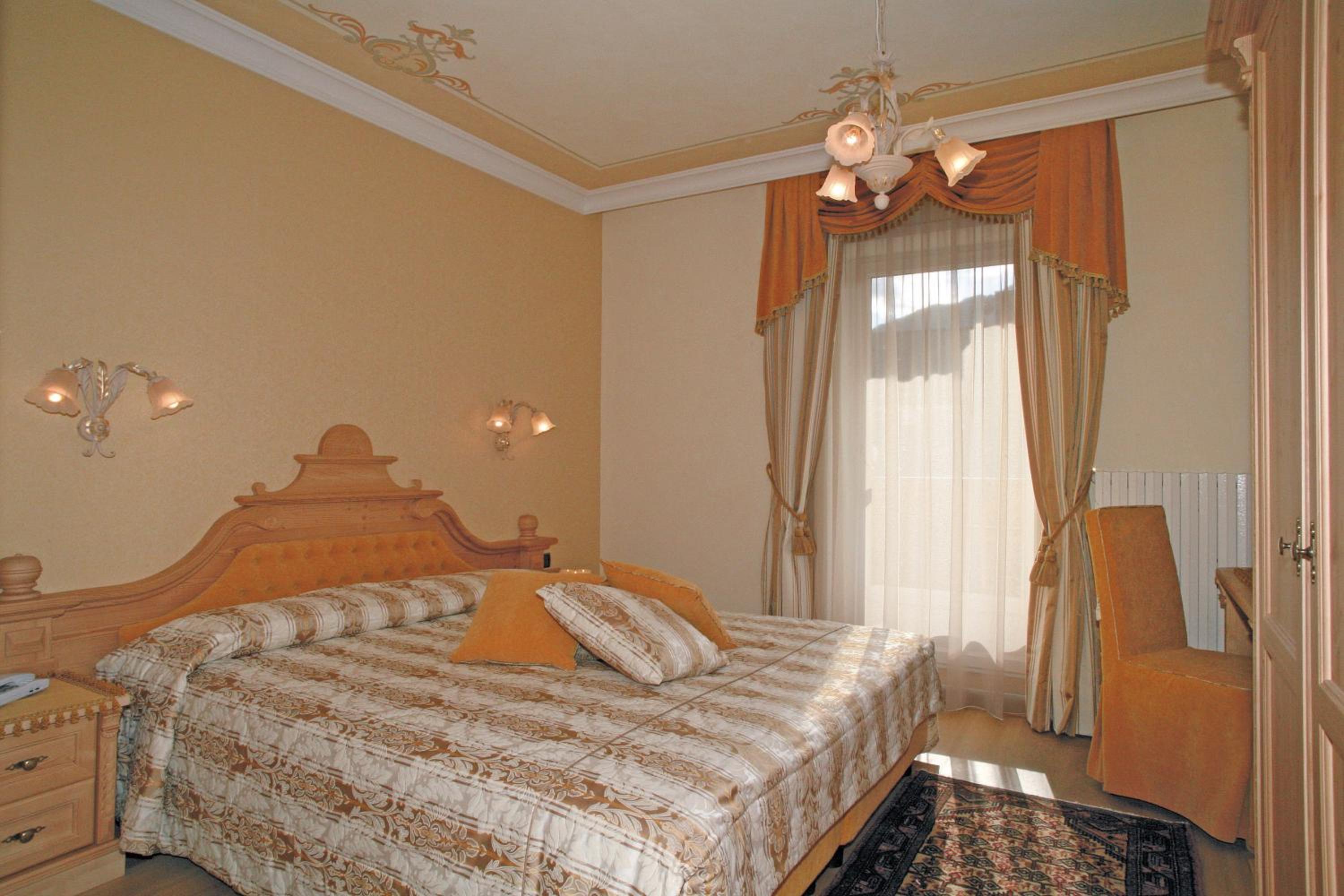 Standard Double Room - Photo 4