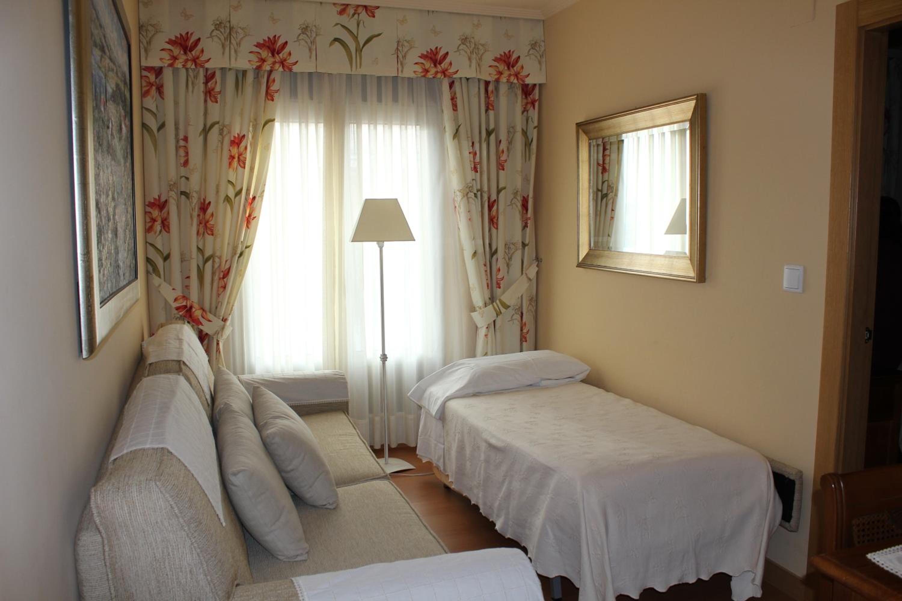 Junior Suite - Photo 1