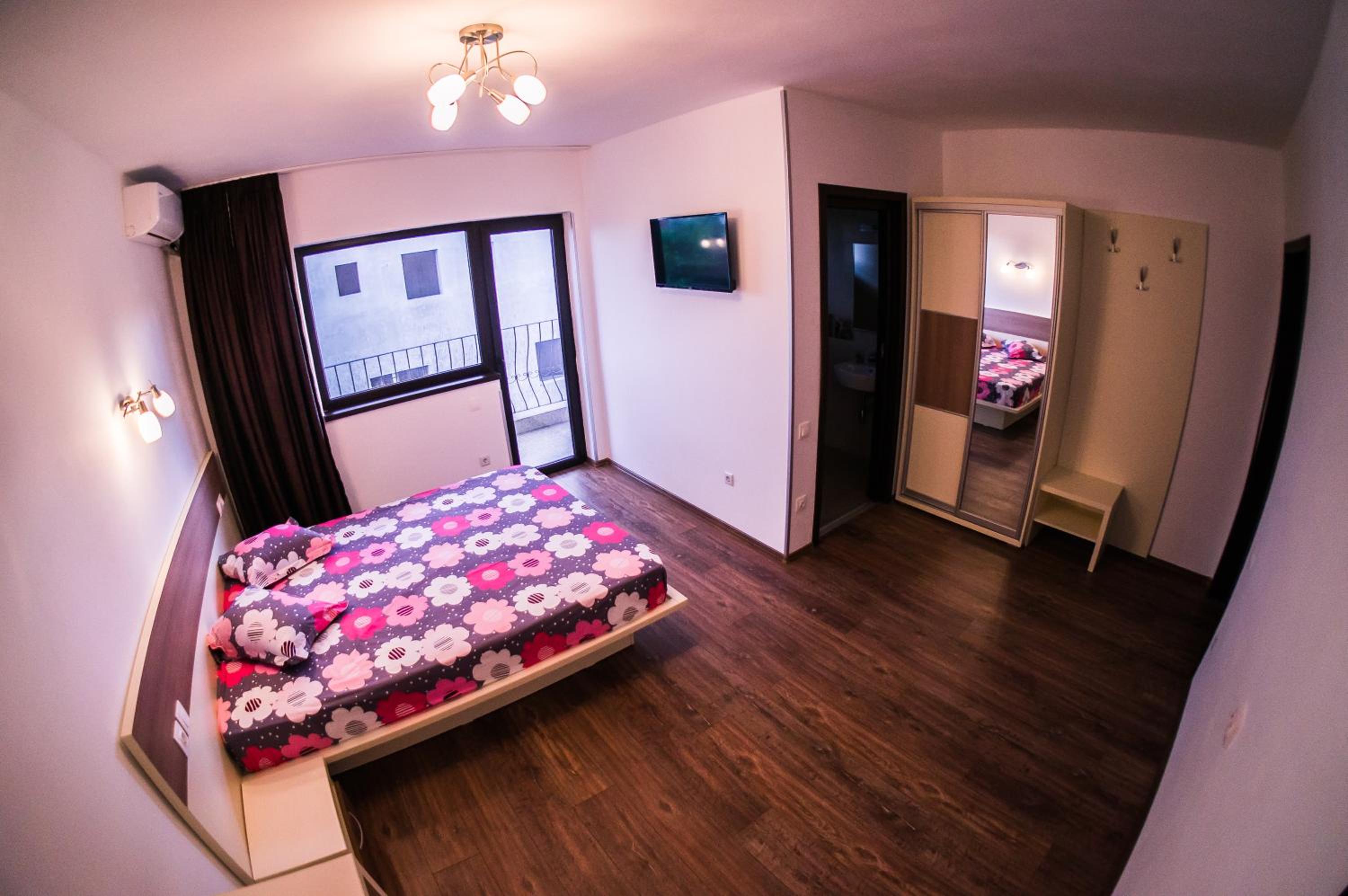 Double Room With Balcony photo 3