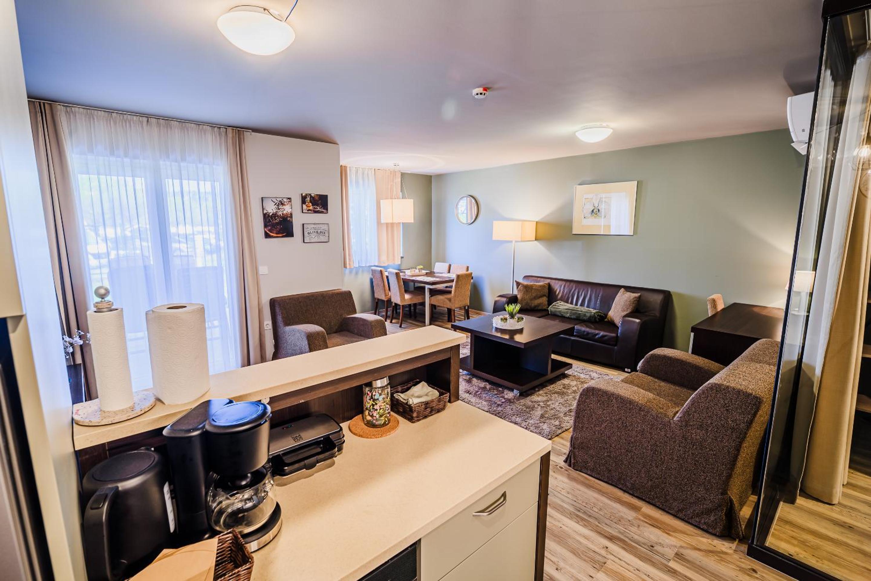Two-Bedroom Apartment with Garden View photo 3