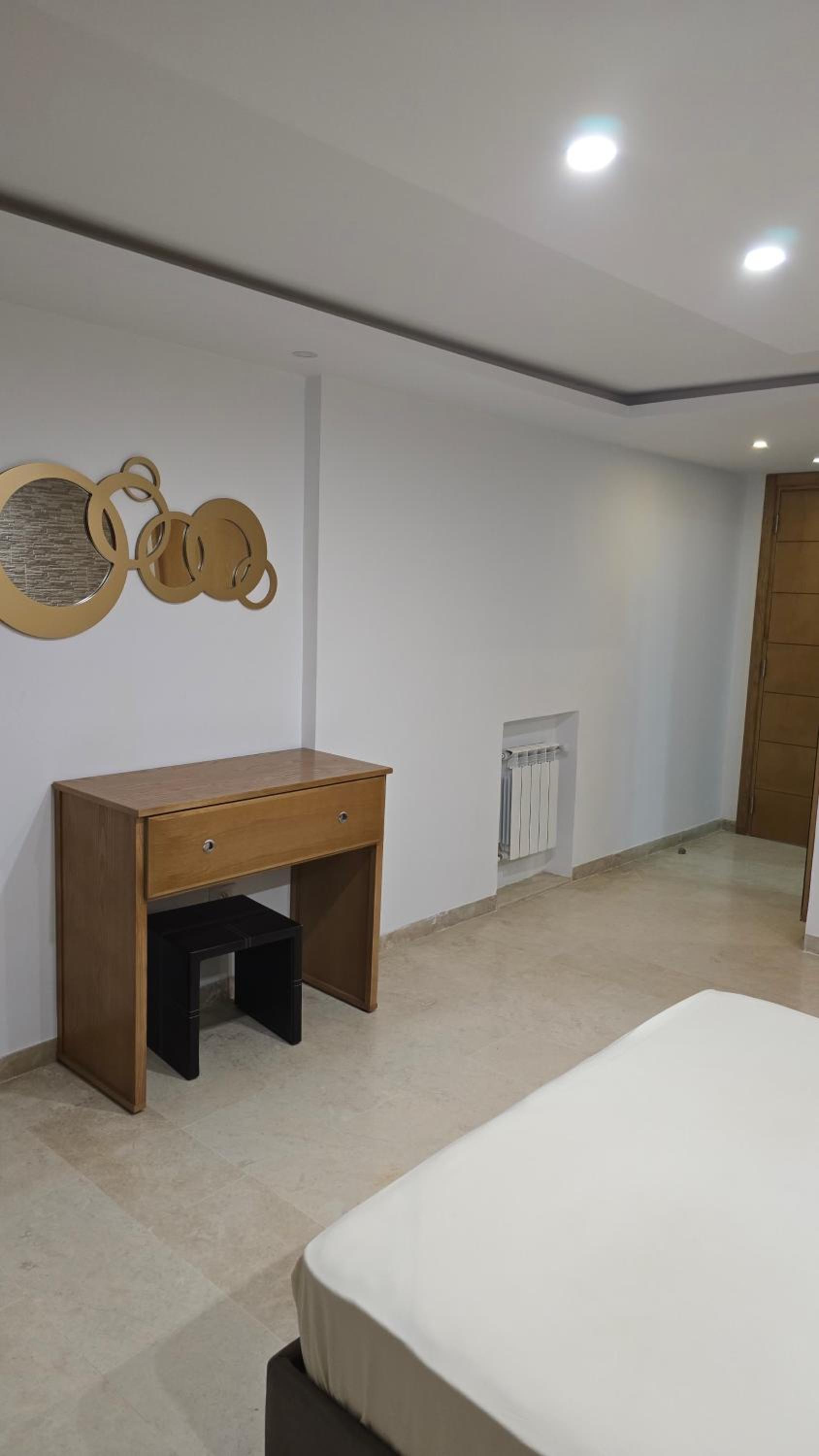 Apartment photo 2