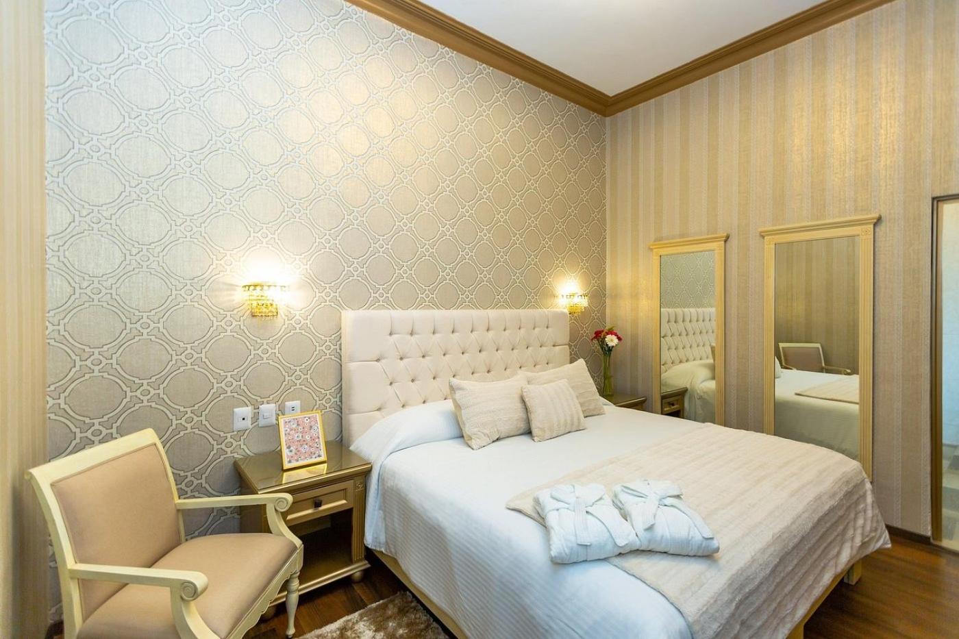 Deluxe Double or Twin Room