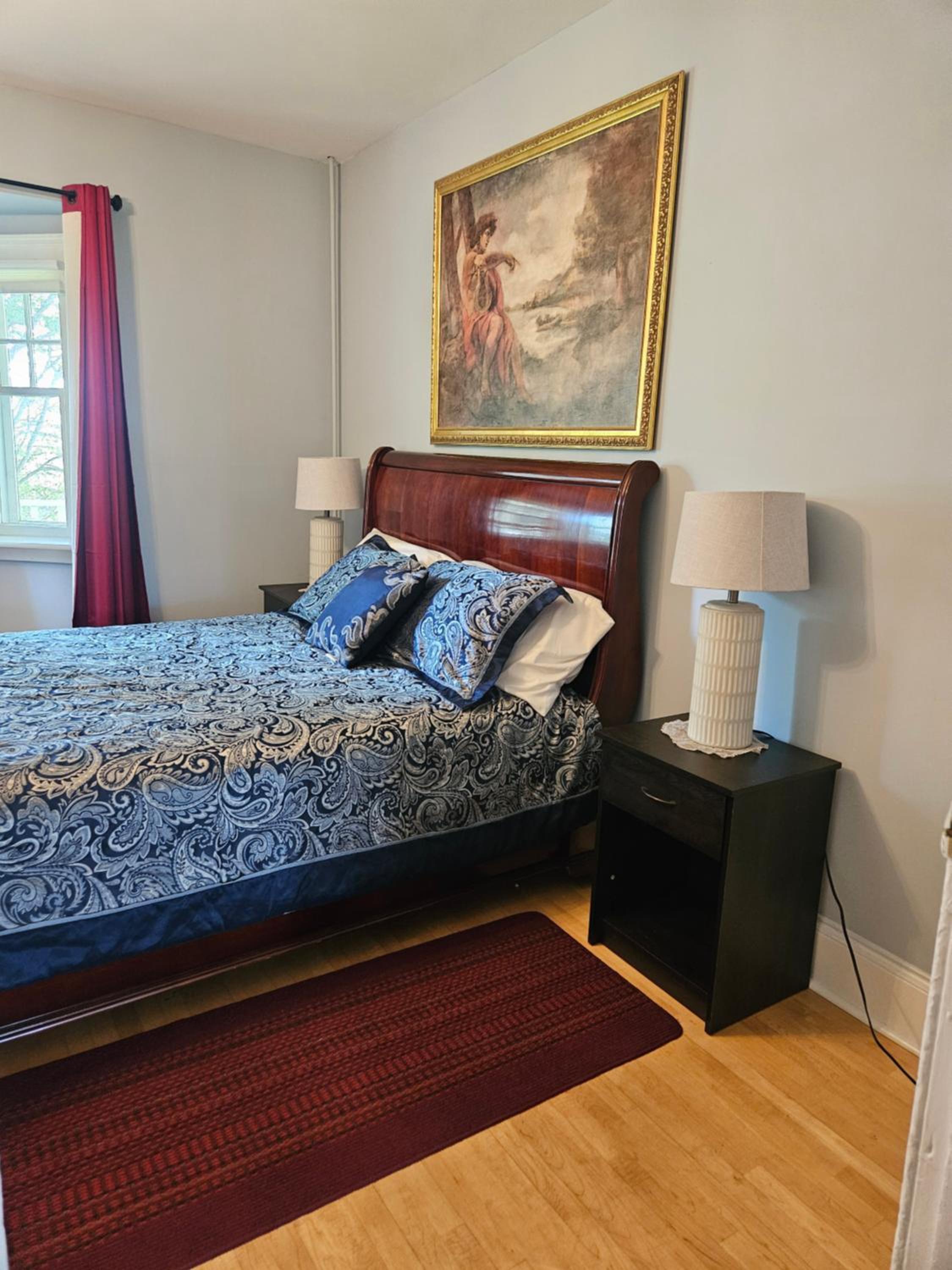 Queen Suite photo 2