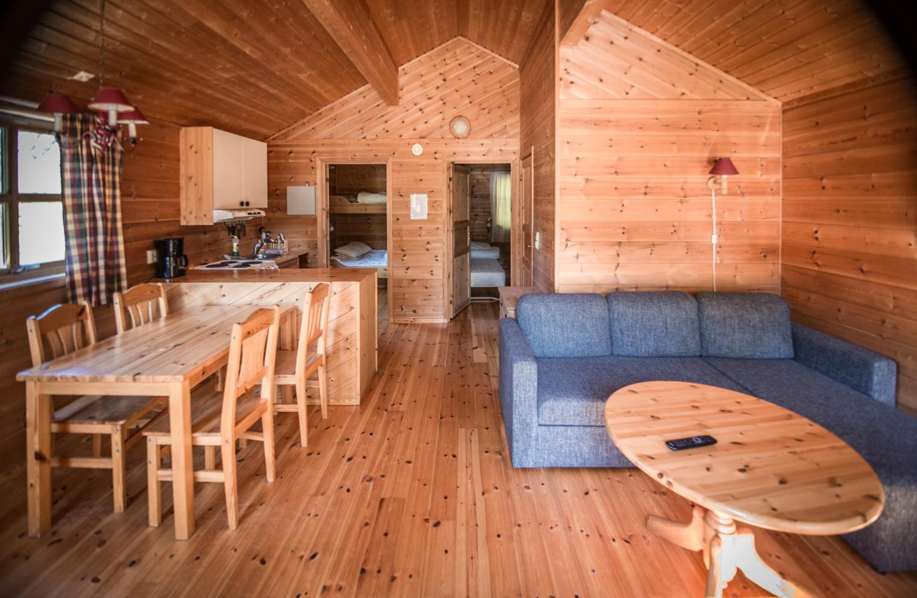 Two-Bedroom Cottage - Photo 6