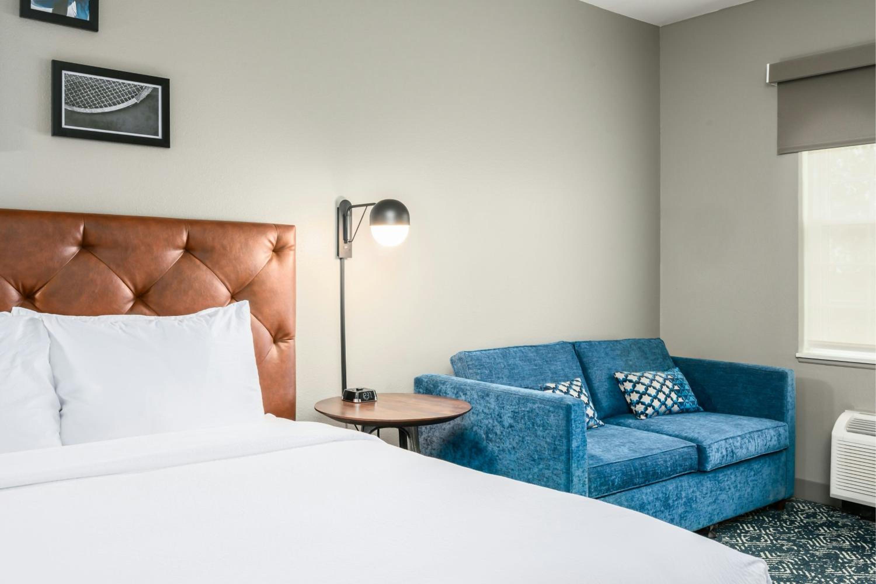 Standard King Room with Sofa Bed