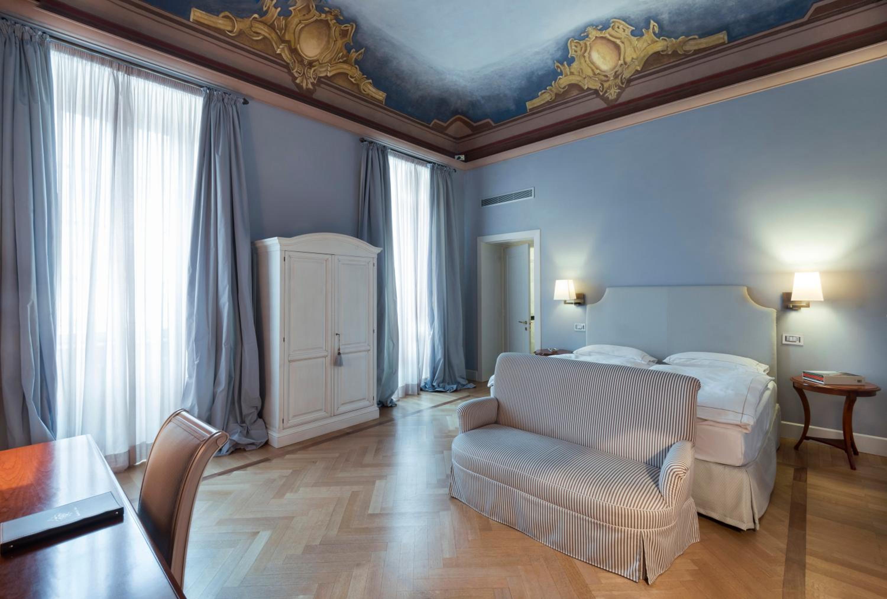 Deluxe Double Room - Photo 5