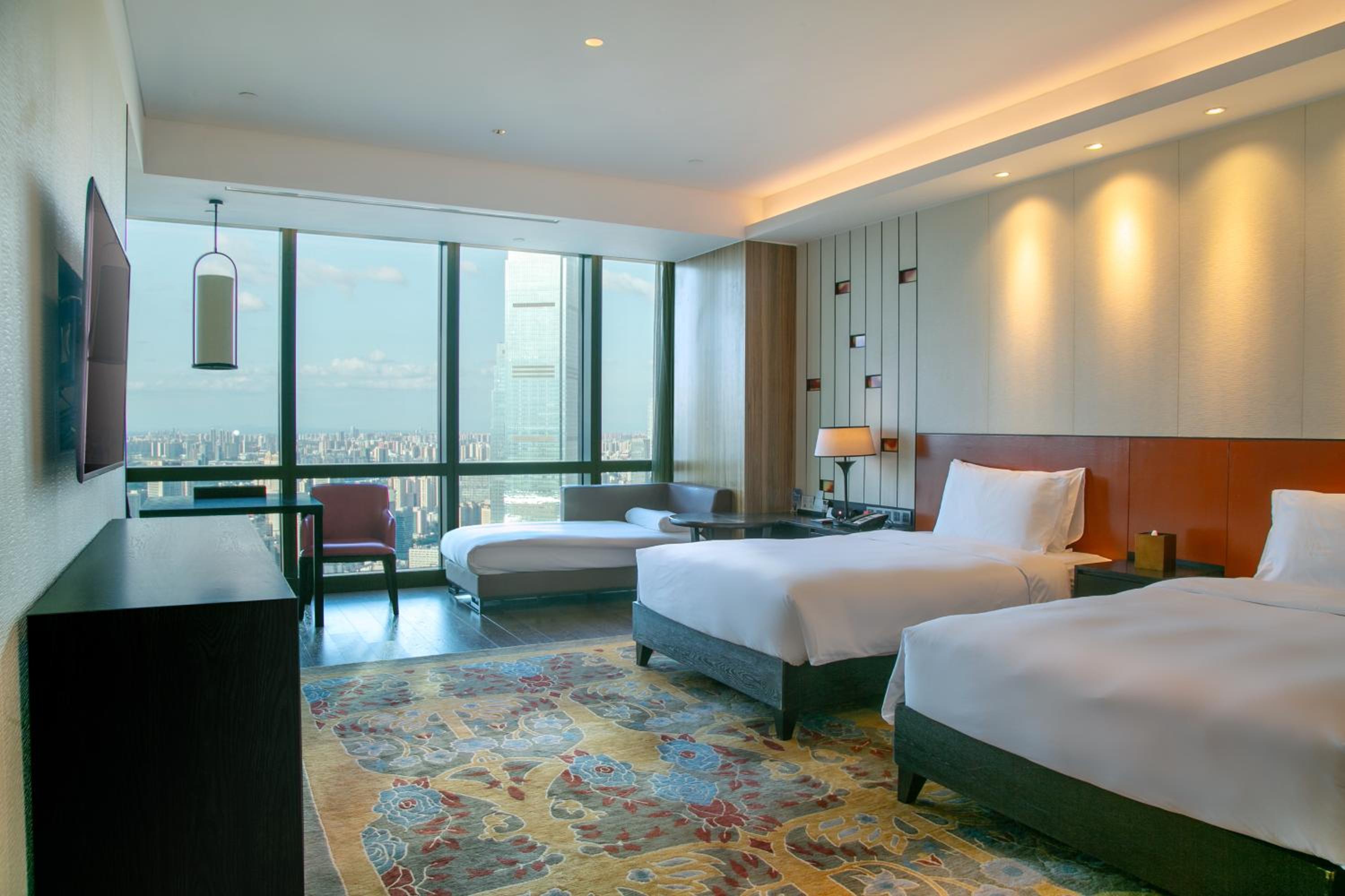 Deluxe Twin Room with Sofa Bed photo 3