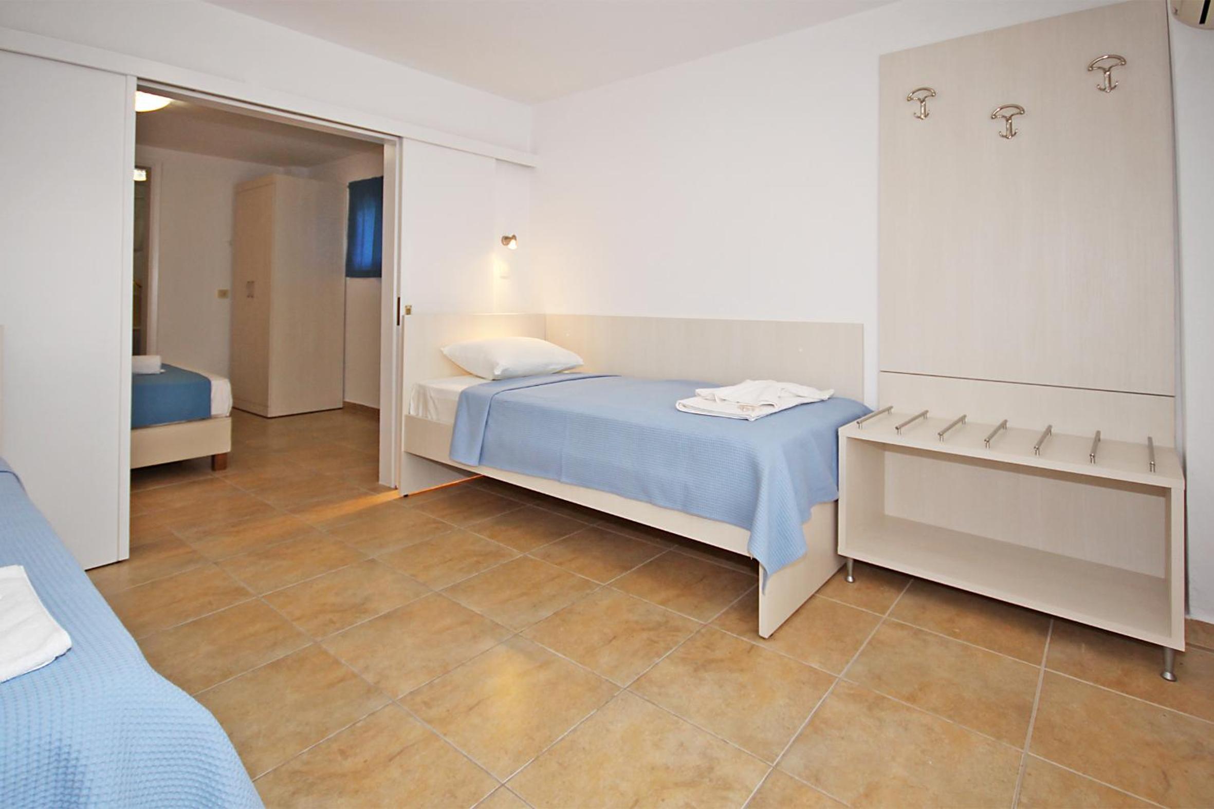 Apartment - Ground Floor photo 2