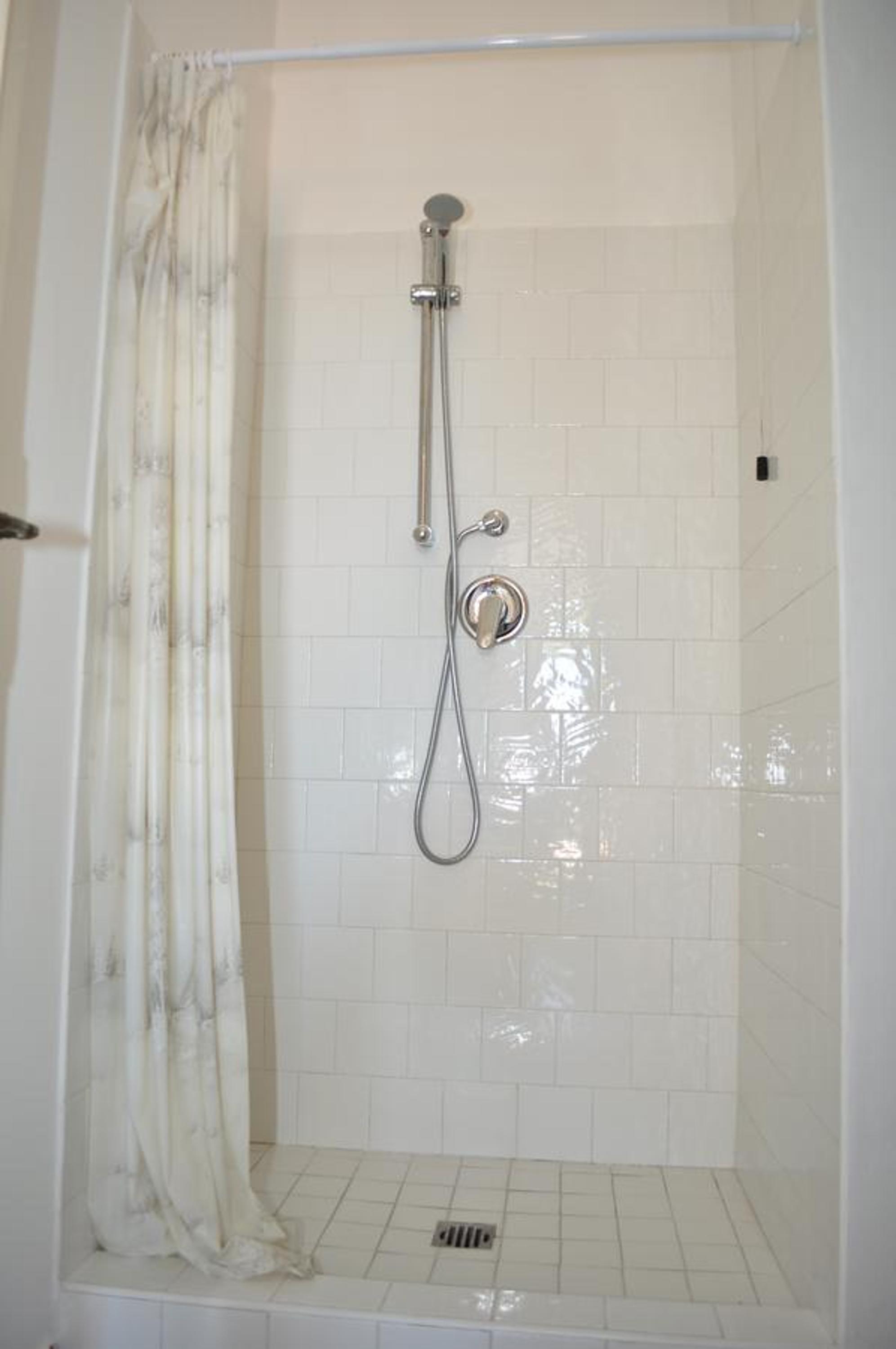 Classic Triple Room - Photo 3