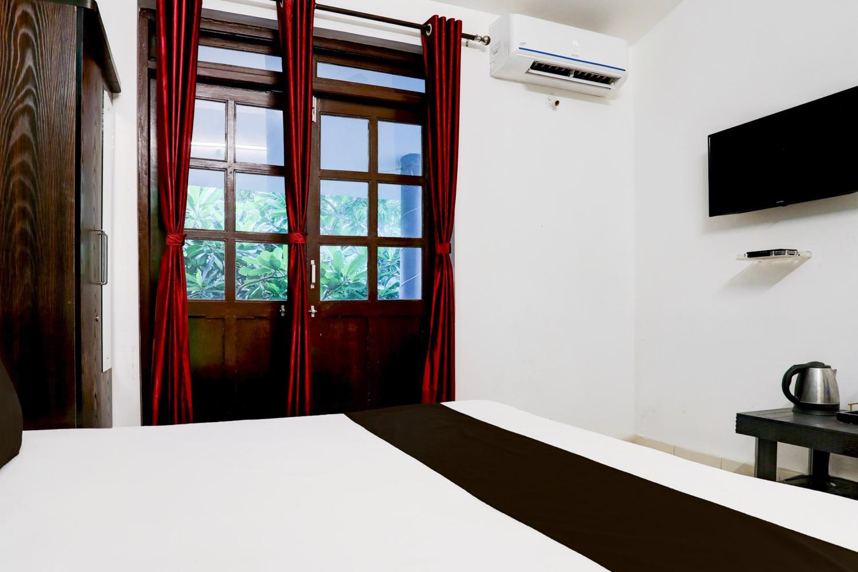 Classic Triple Room photo 1