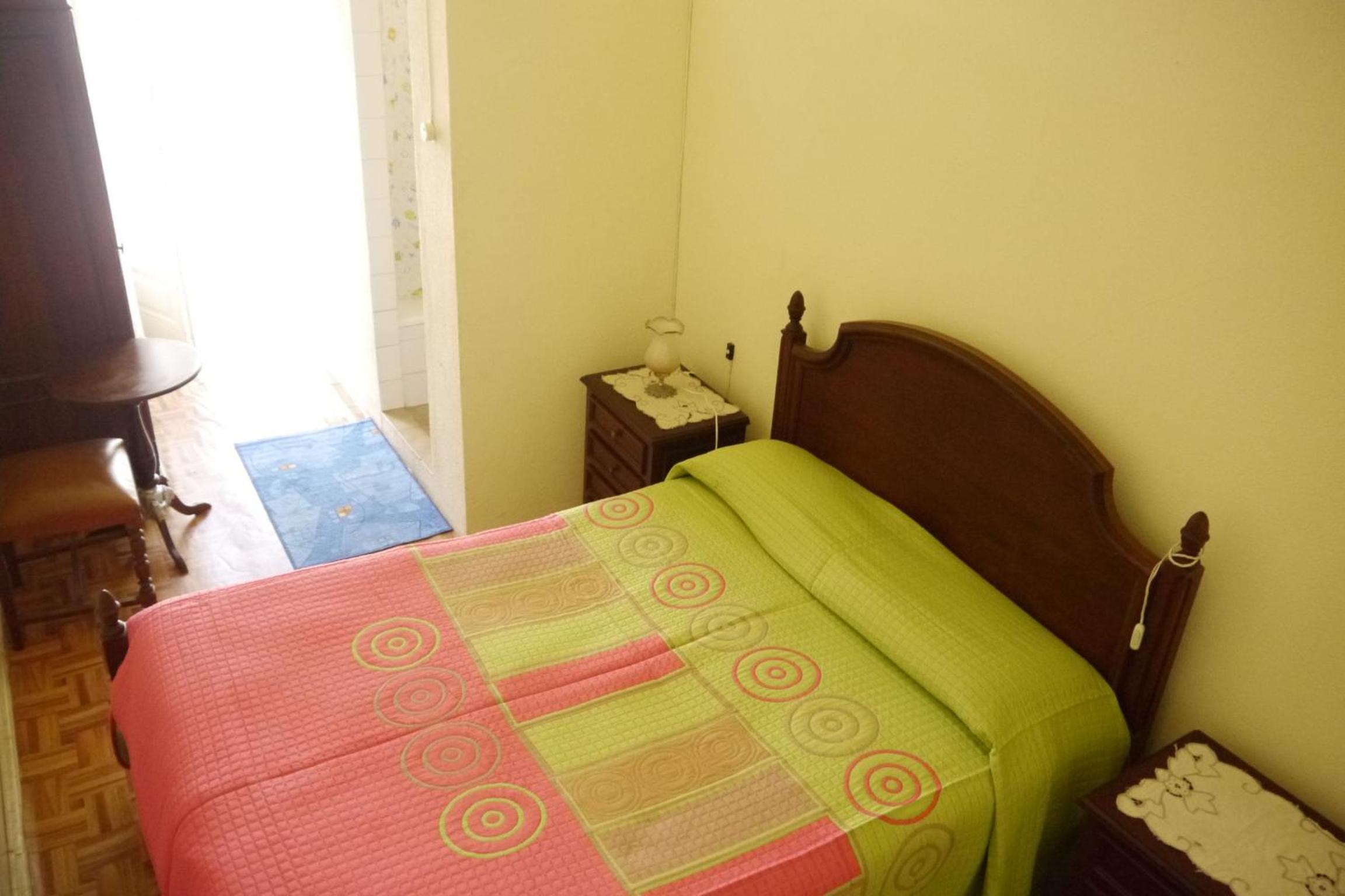 Double Room with Private Shower and Shared Toilet photo 1