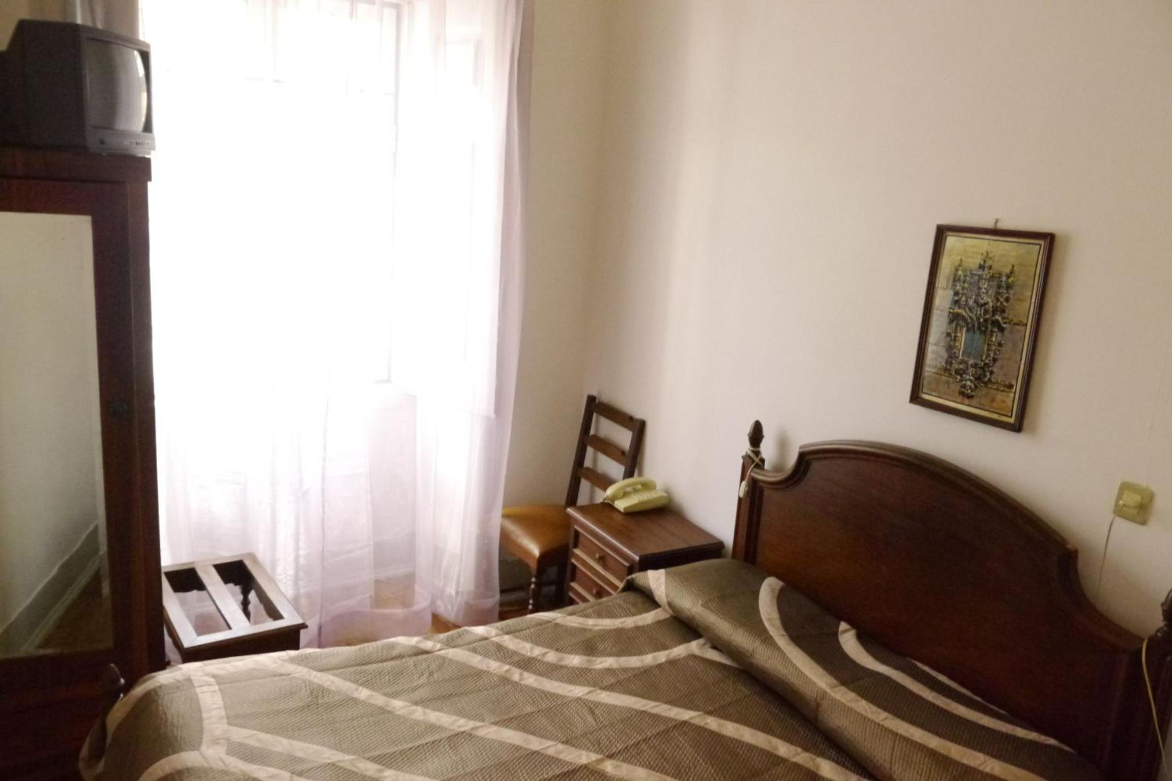 Double Room - Photo 1