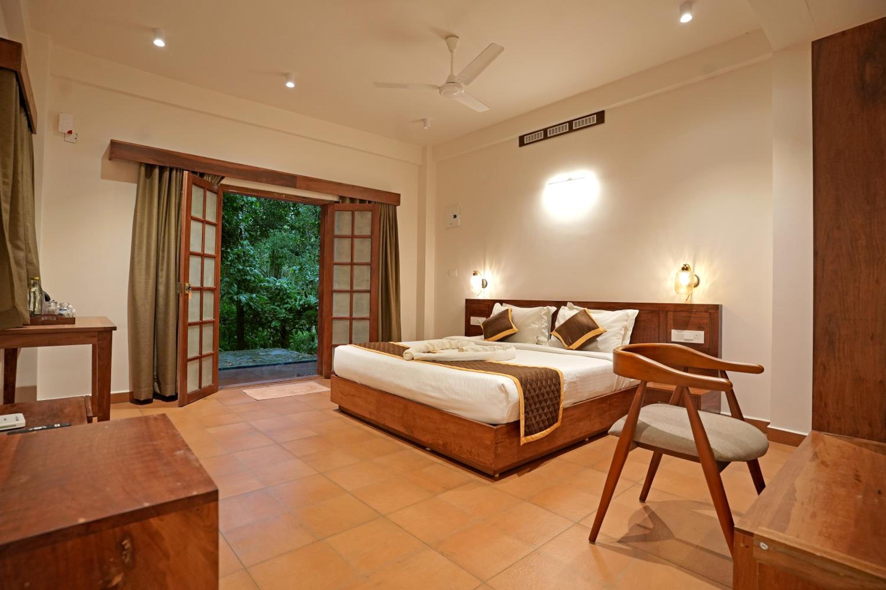 Deluxe Queen Room photo 1