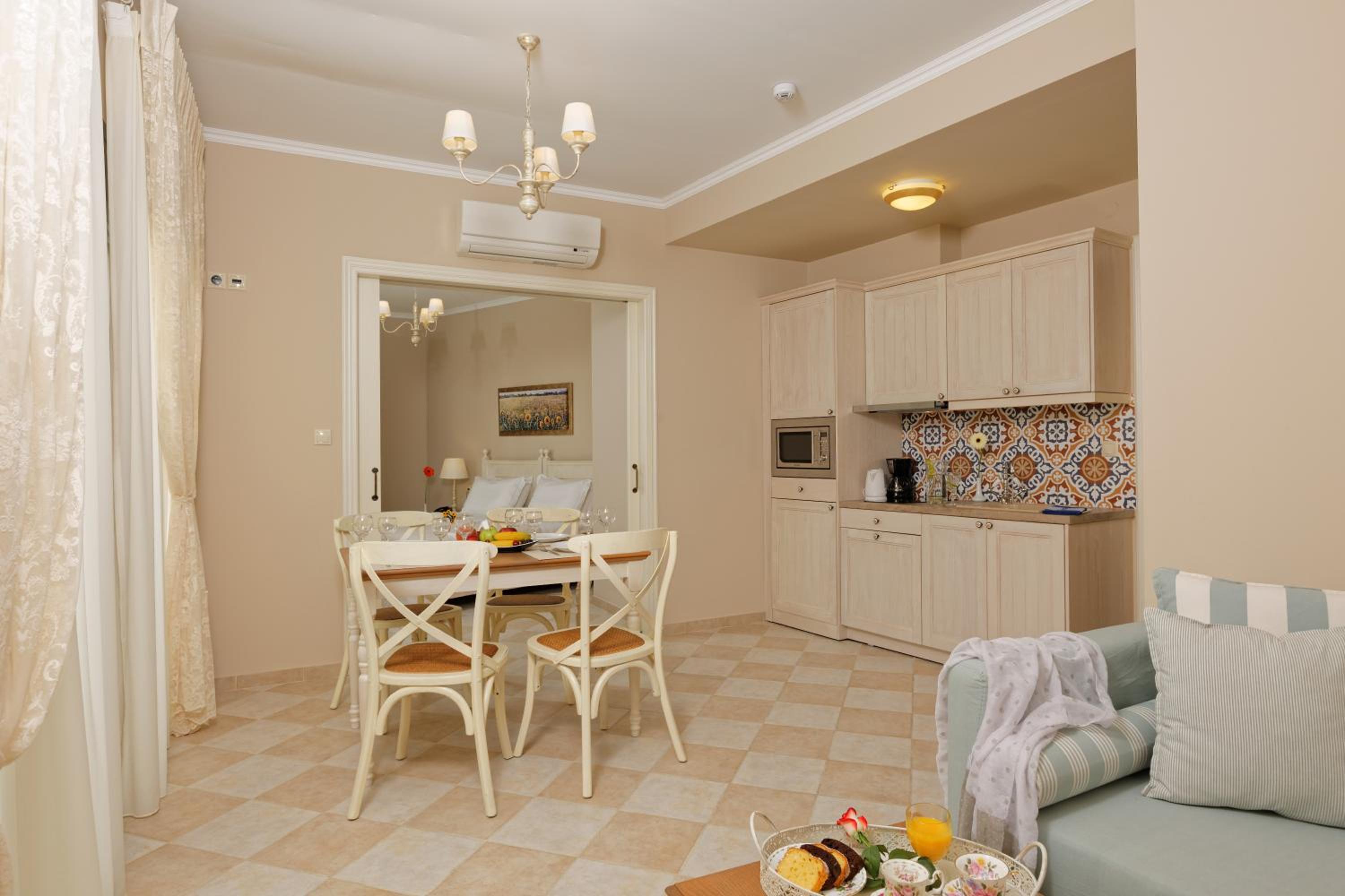 Family Suite photo 2
