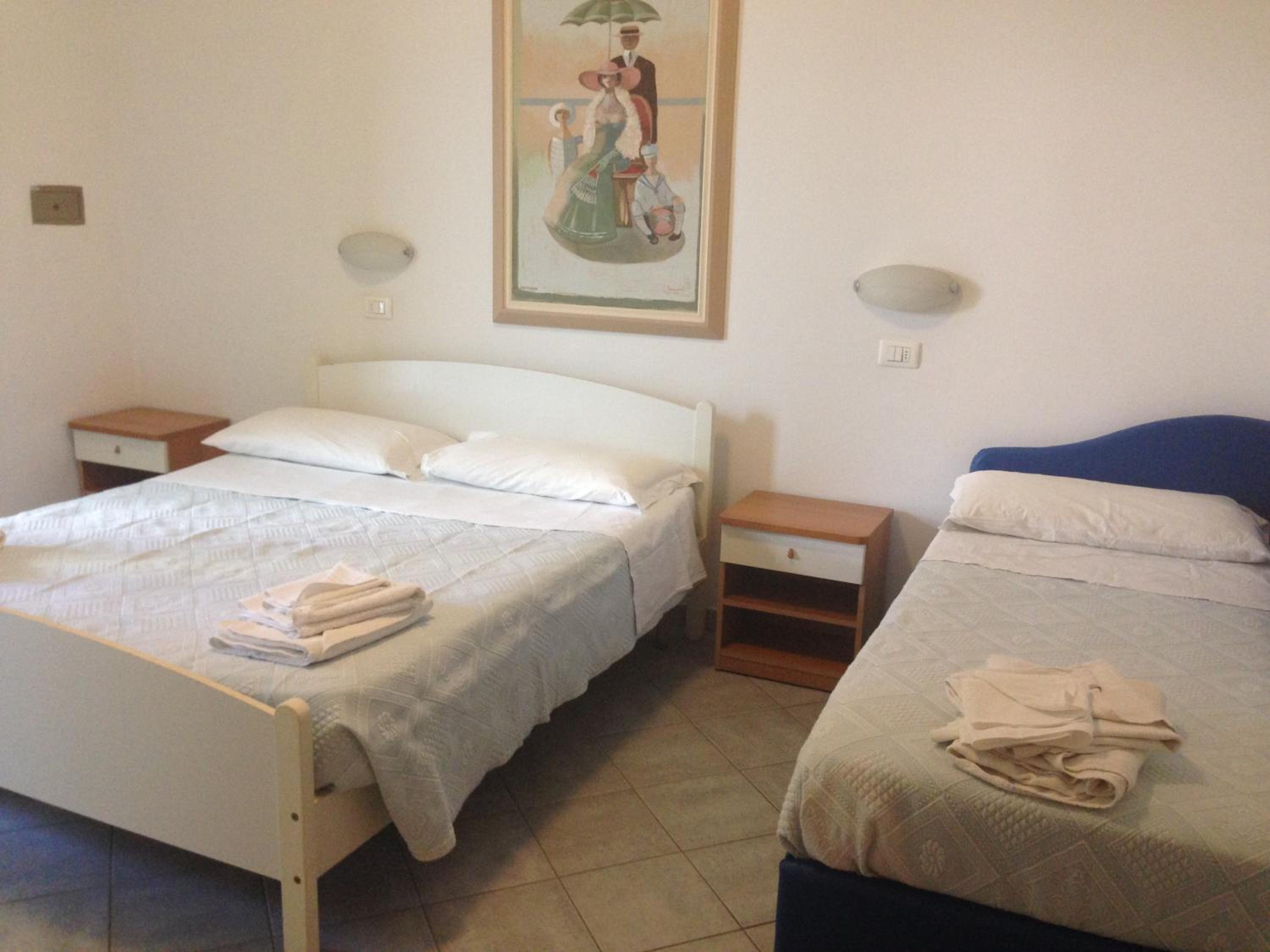Triple Room - Photo 2