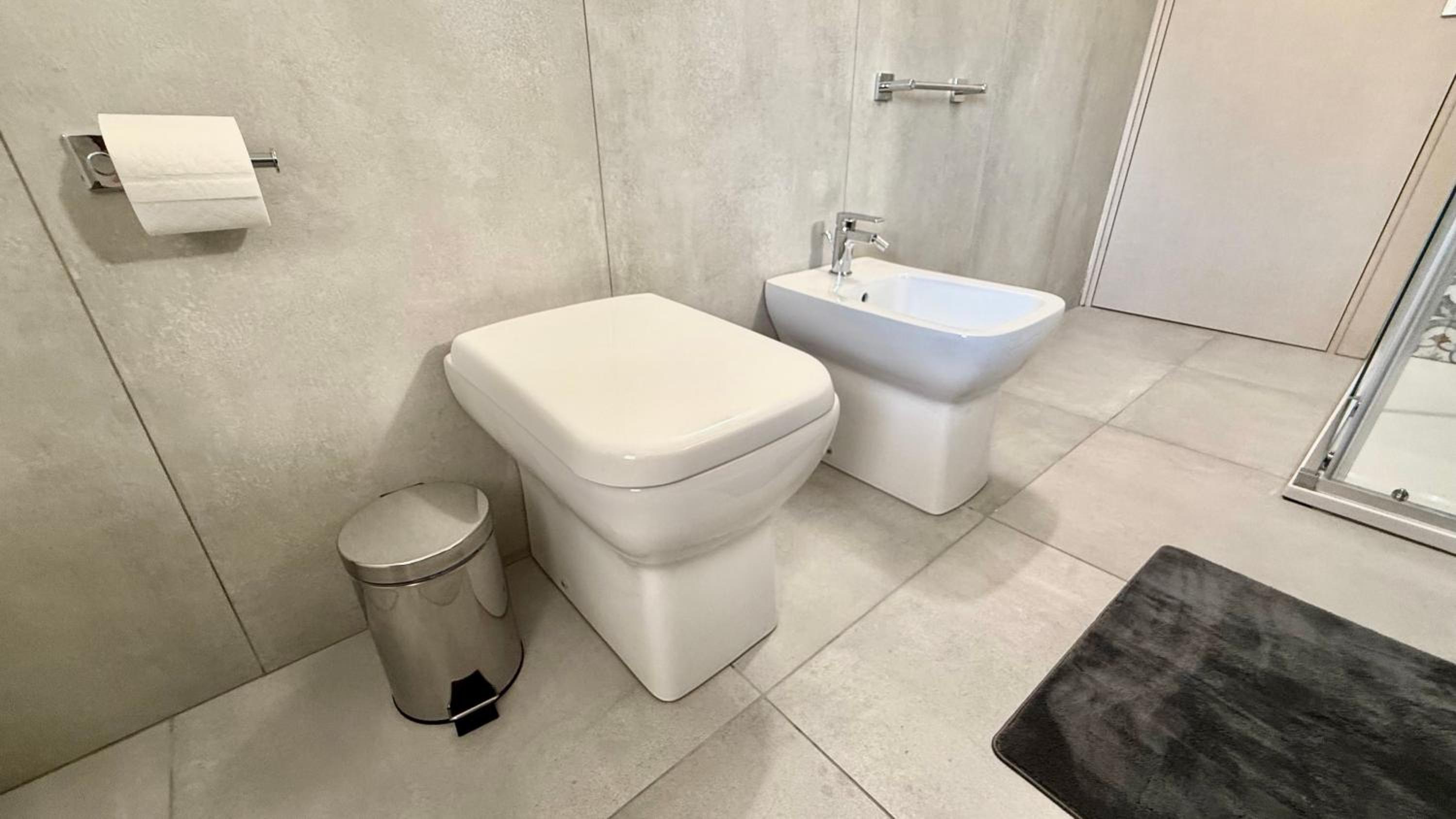 Quadruple Room with Private Bathroom photo 2