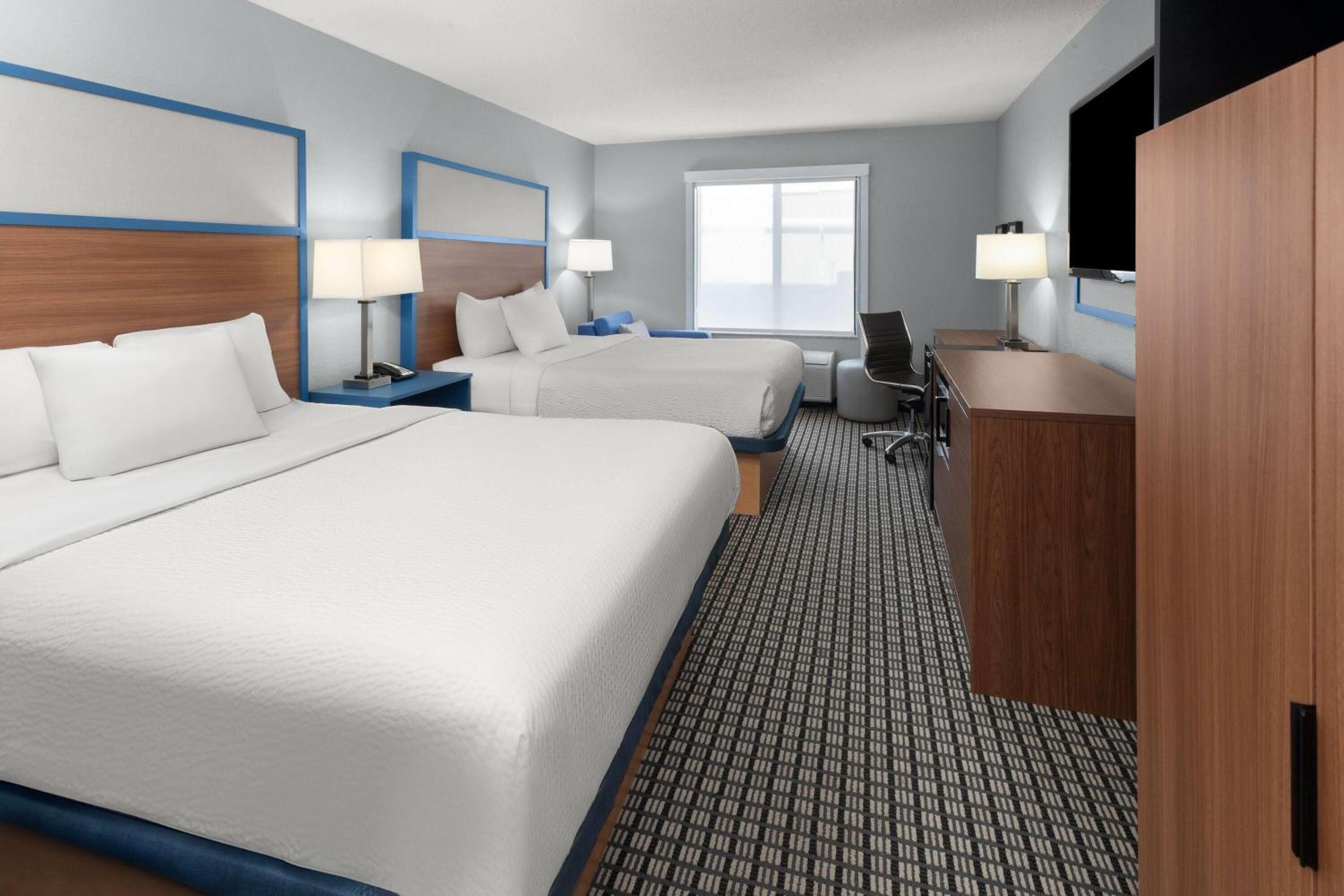 Double Room with Two Double Beds - Non-Smoking photo 2