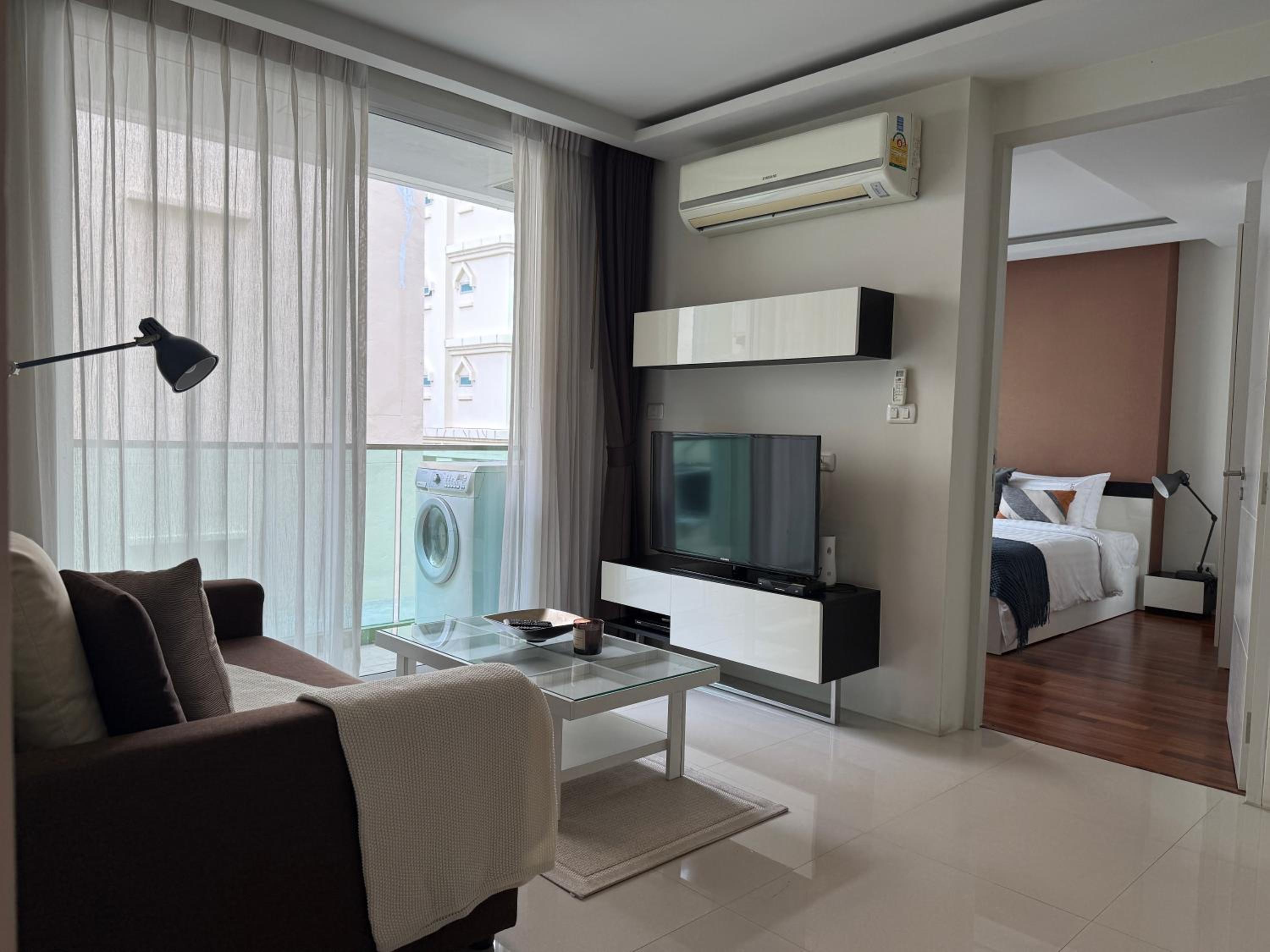One-Bedroom Suite photo 2