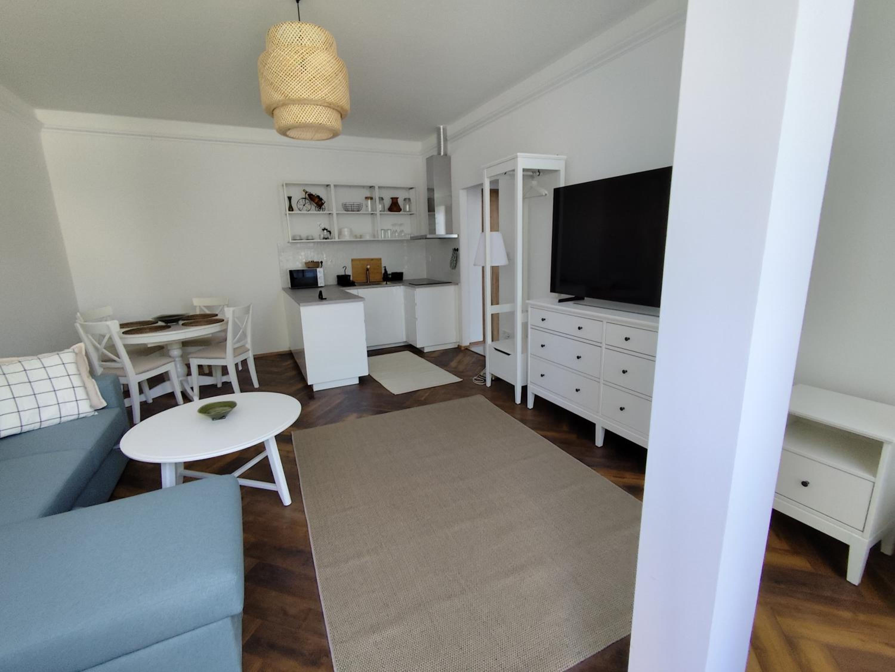 Deluxe Suite with Spa Bath