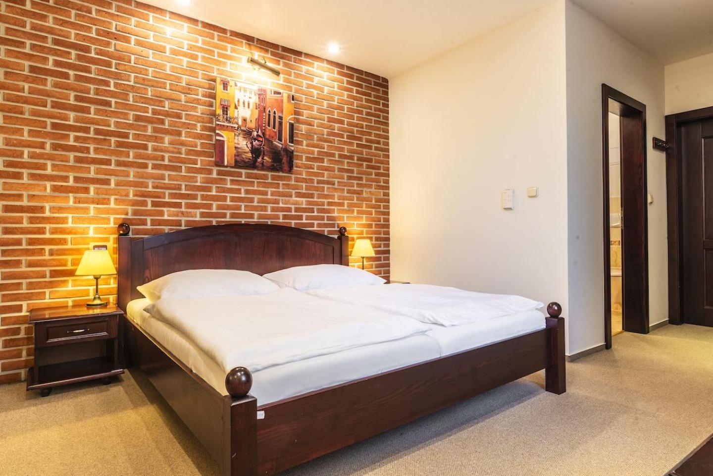 Standard King Room