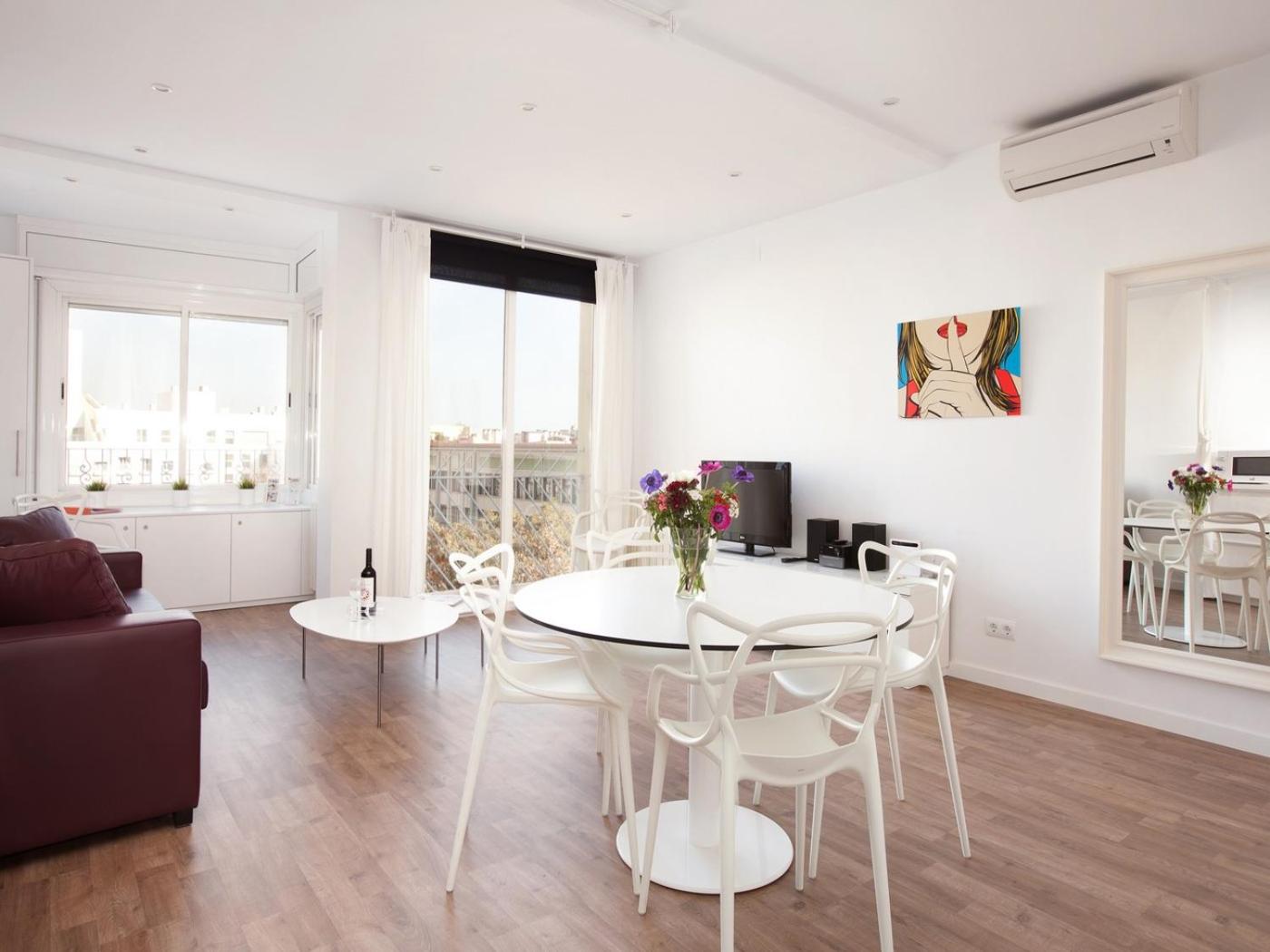 Apartamento de 2 dormitorios - Ronda de Sant Pau 17