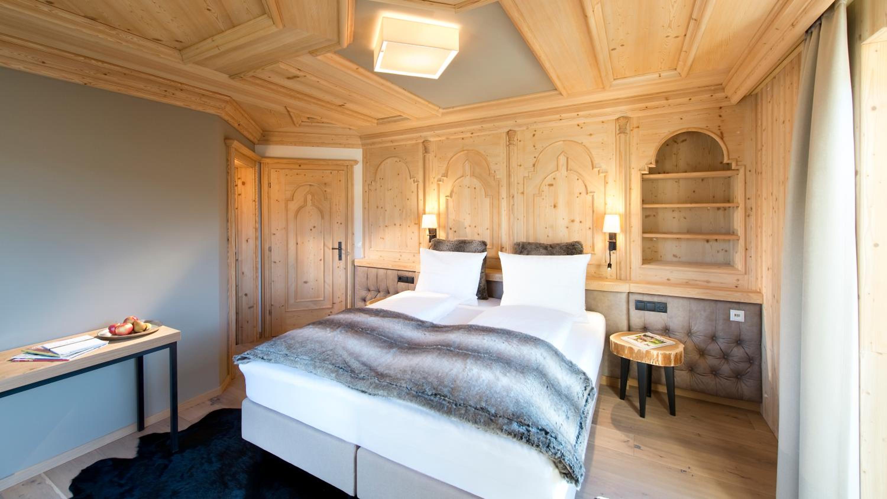 Luxury Apartment - Photo 1