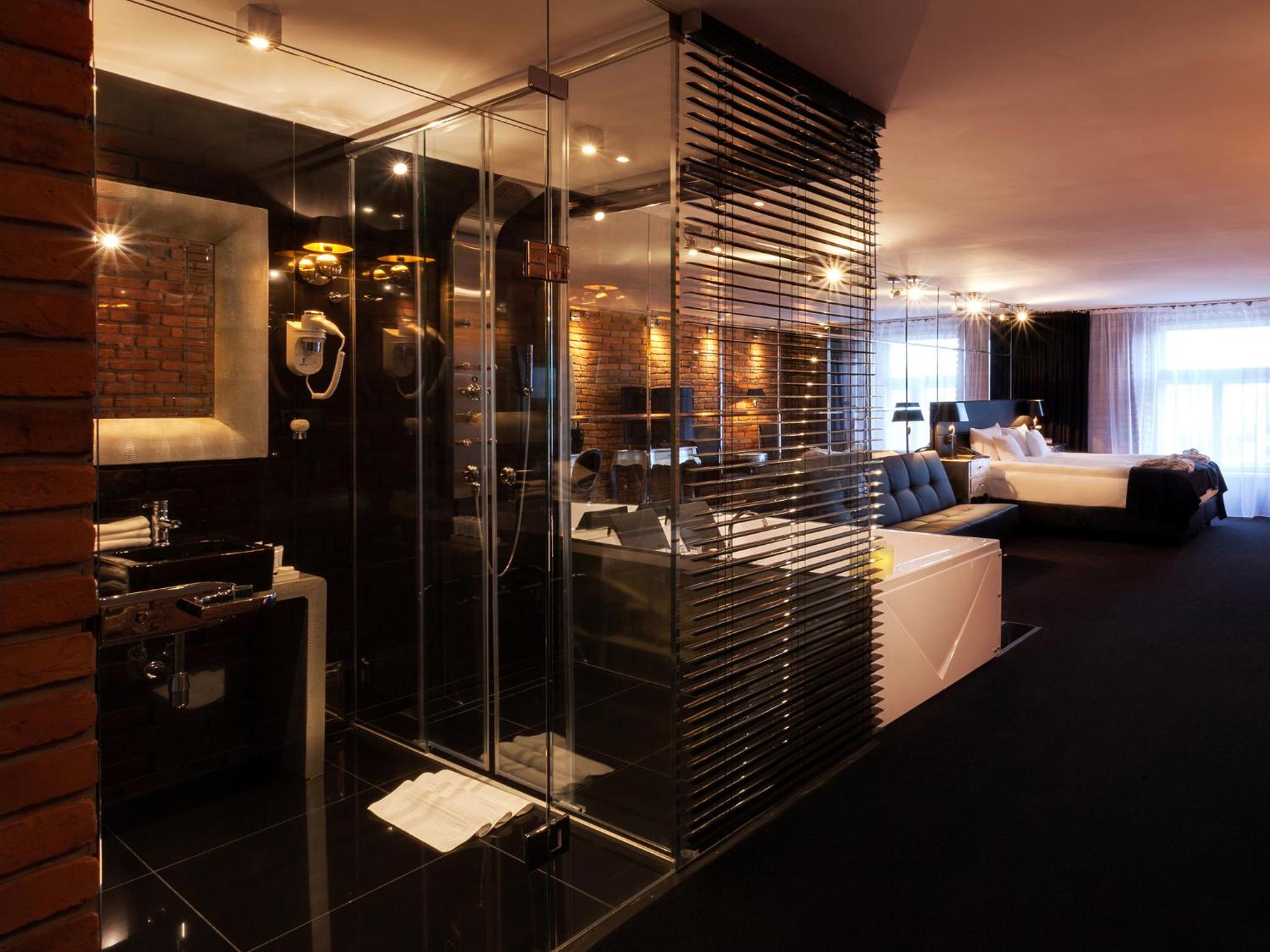 Junior Suite with Main Market Square View photo 3
