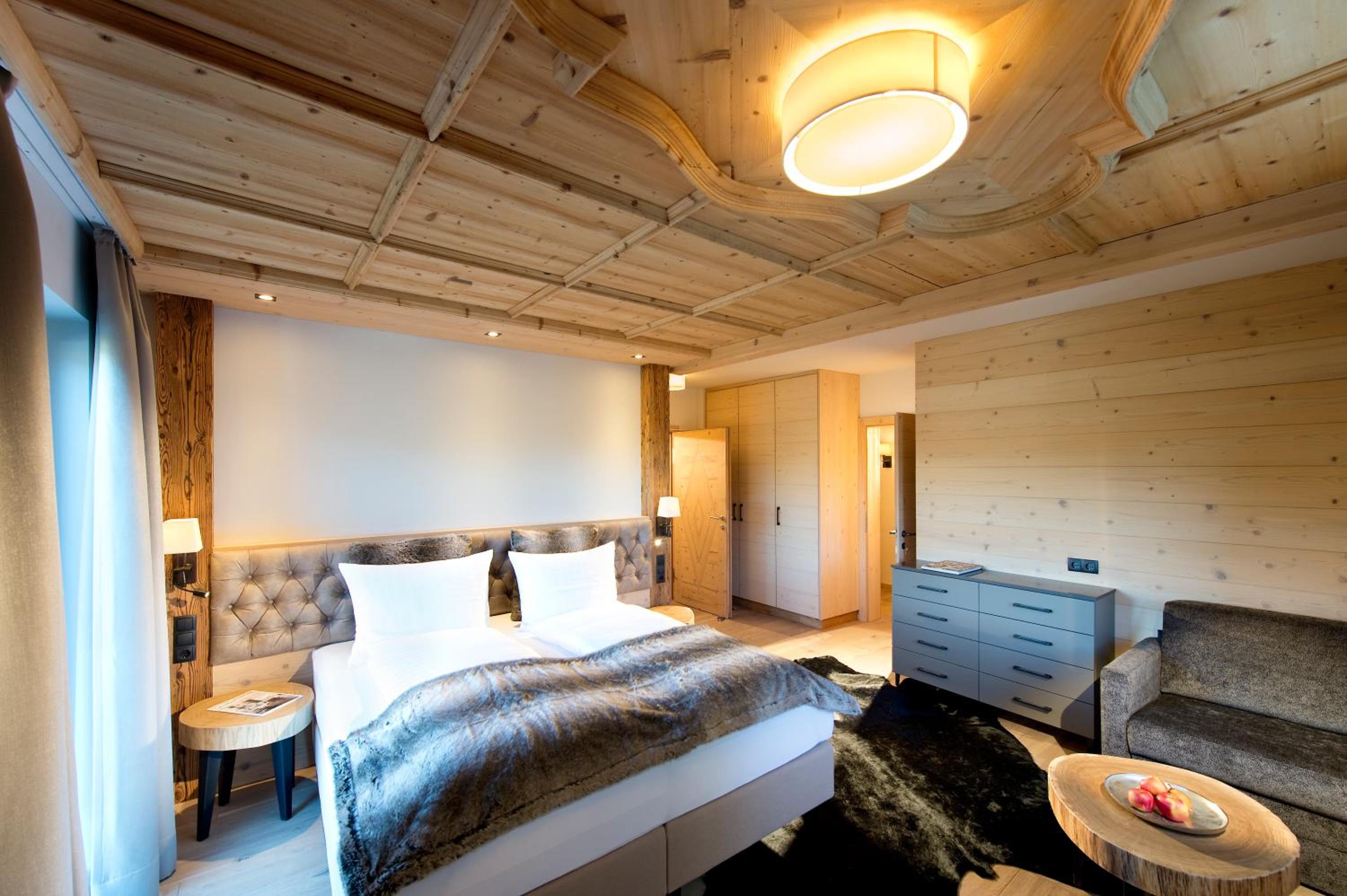 Luxury Apartment - Photo 7