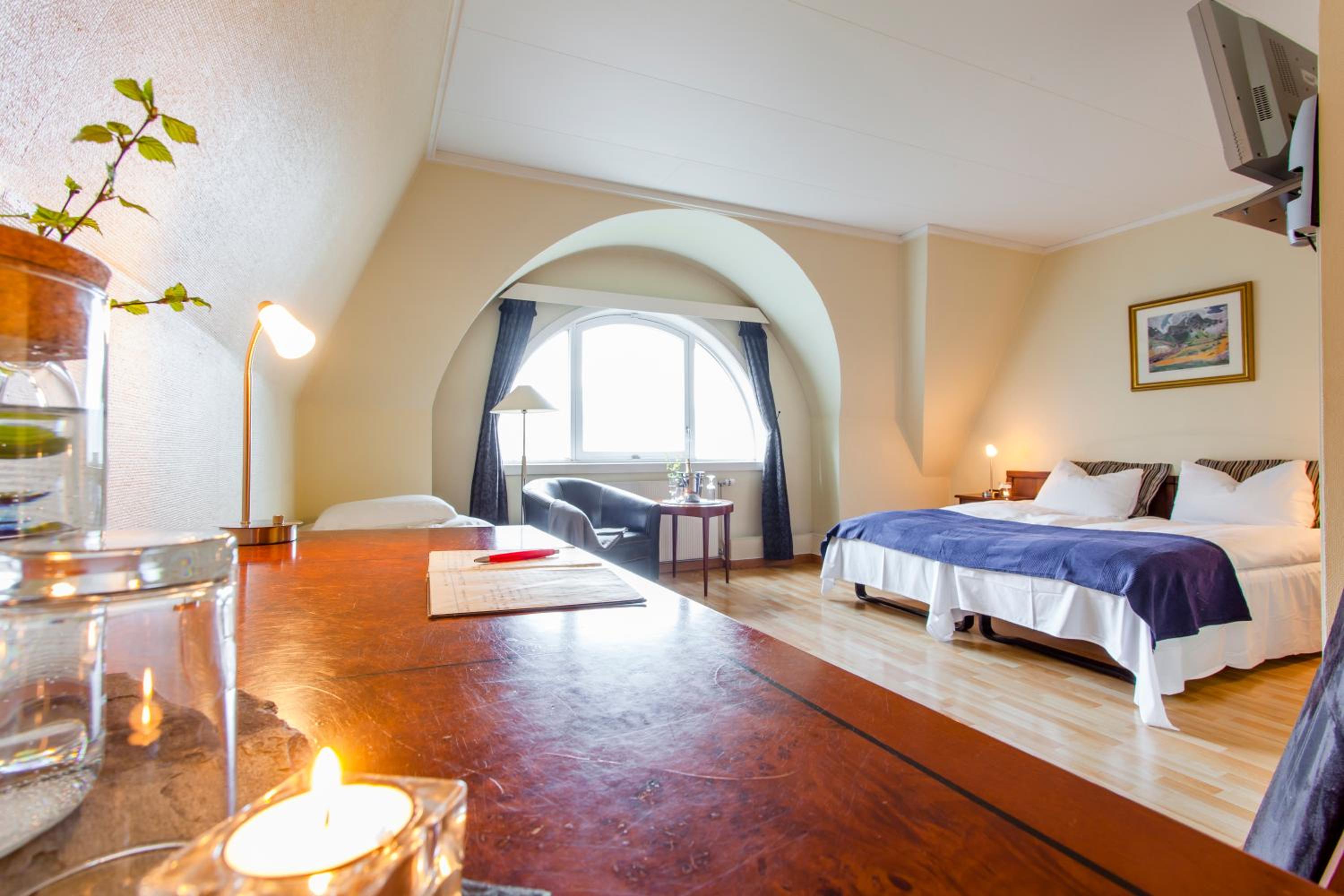 Triple Room with Fjord View photo 1
