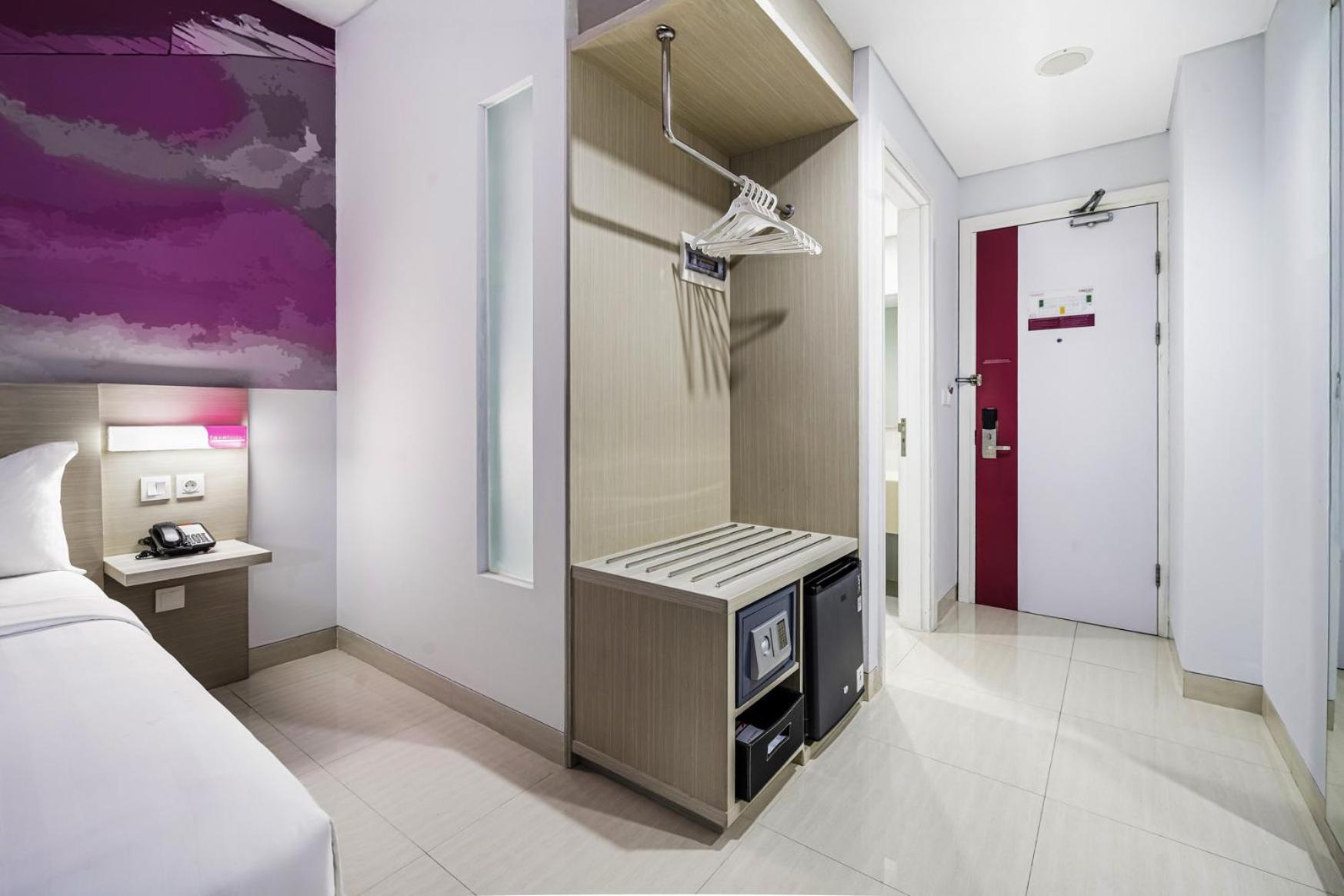 Deluxe Double or Twin Room photo 2