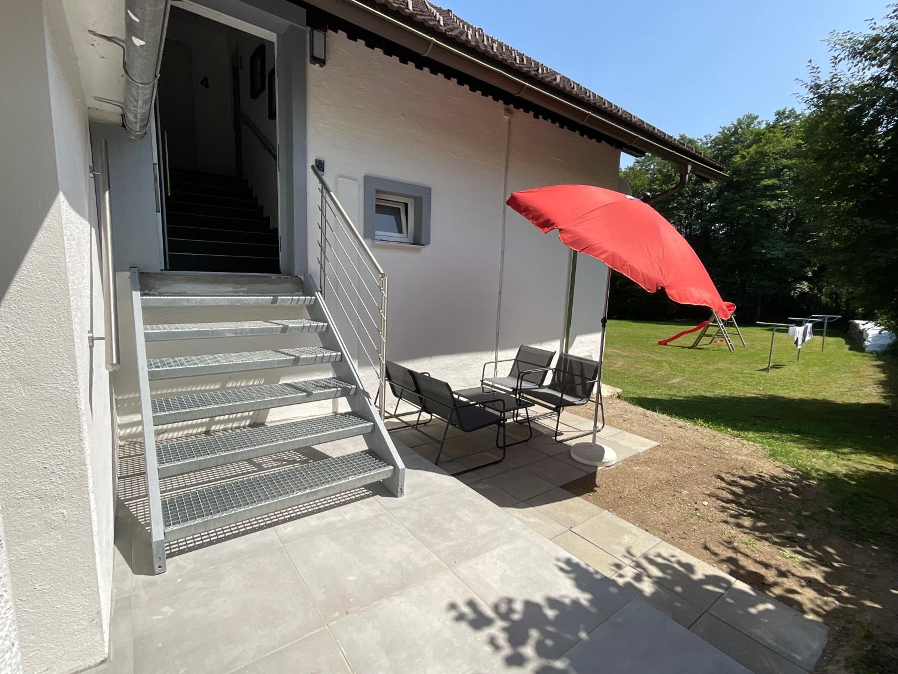 One-Bedroom Apartment with Garden View photo 2