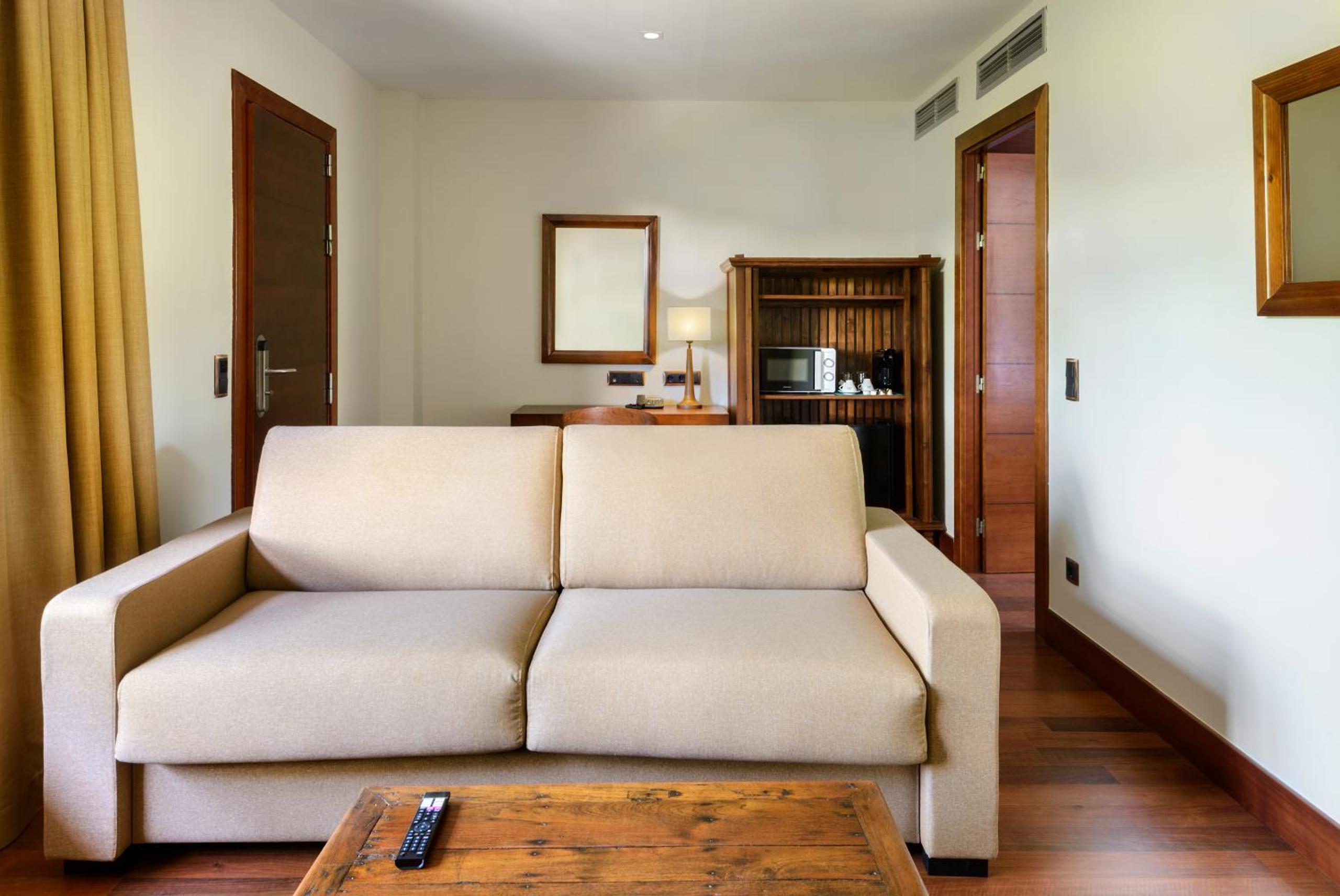 Deluxe Villa – Pet Friendly at Hotel & Spa Monasterio de Boltaña