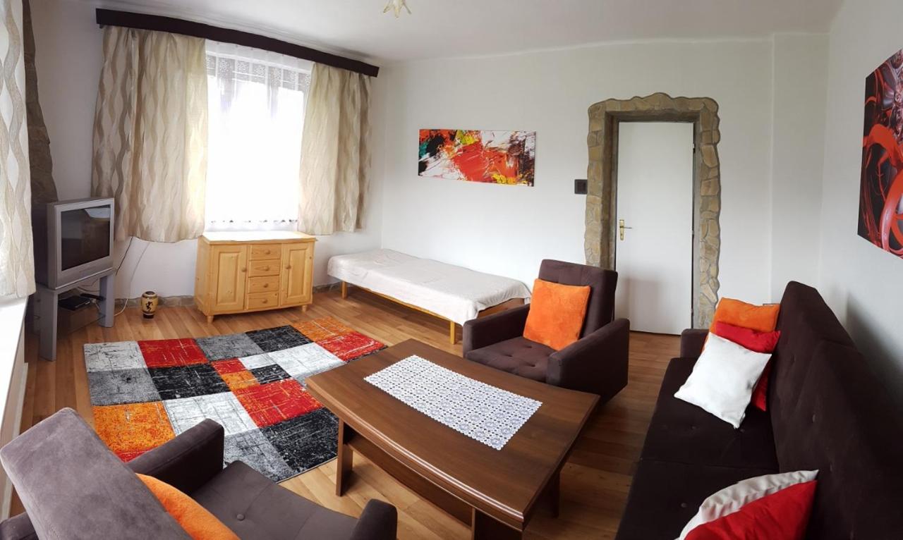 Apartment - Photo 2