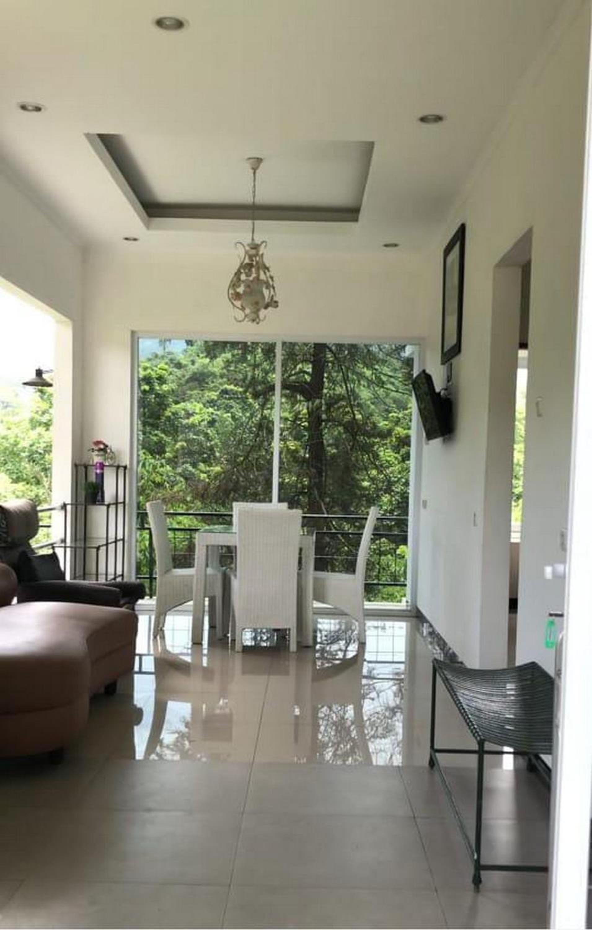 Family Room with Balcony - Photo 5