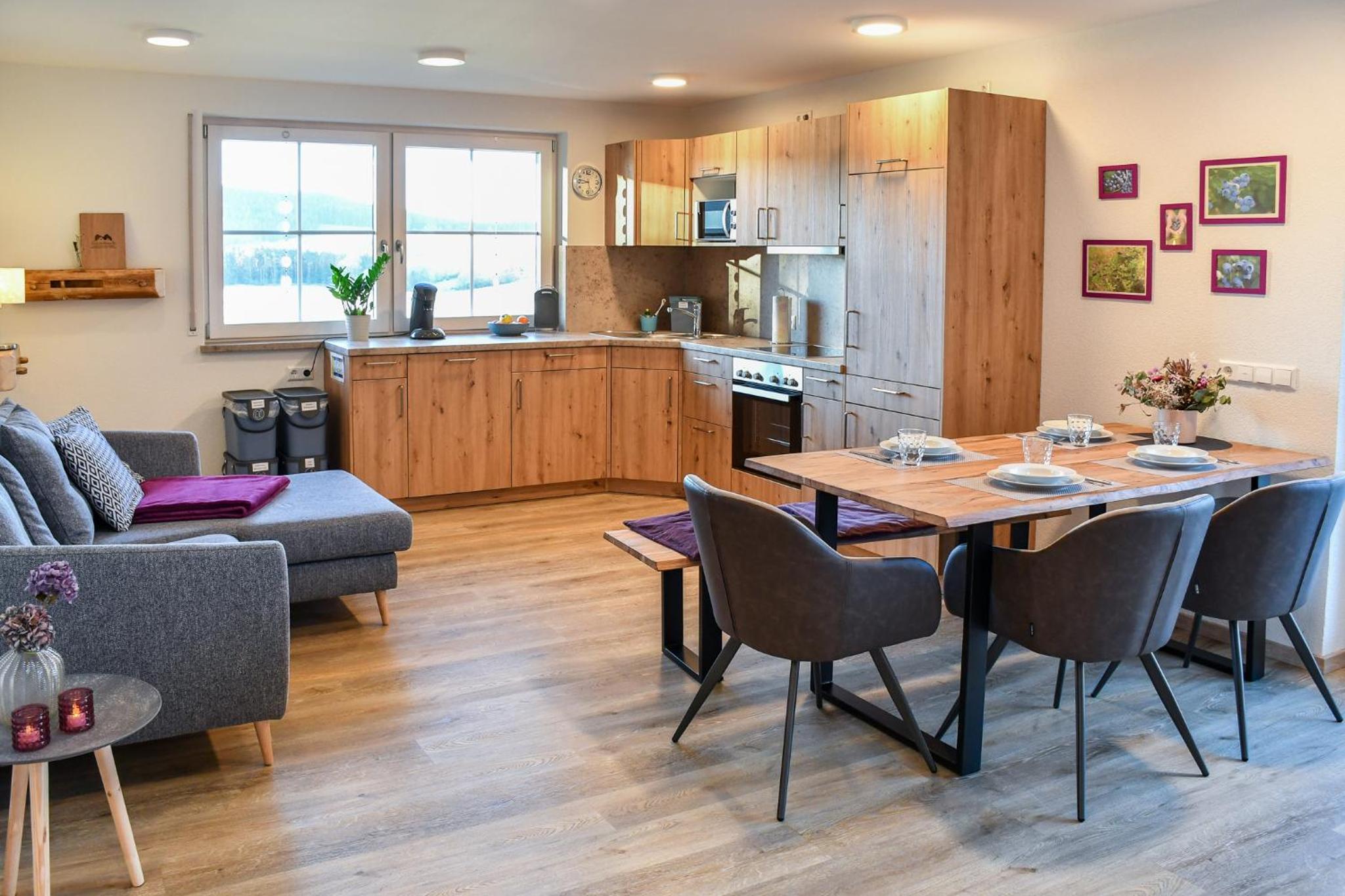 Two-Bedroom Deluxe Apartment with Garden View