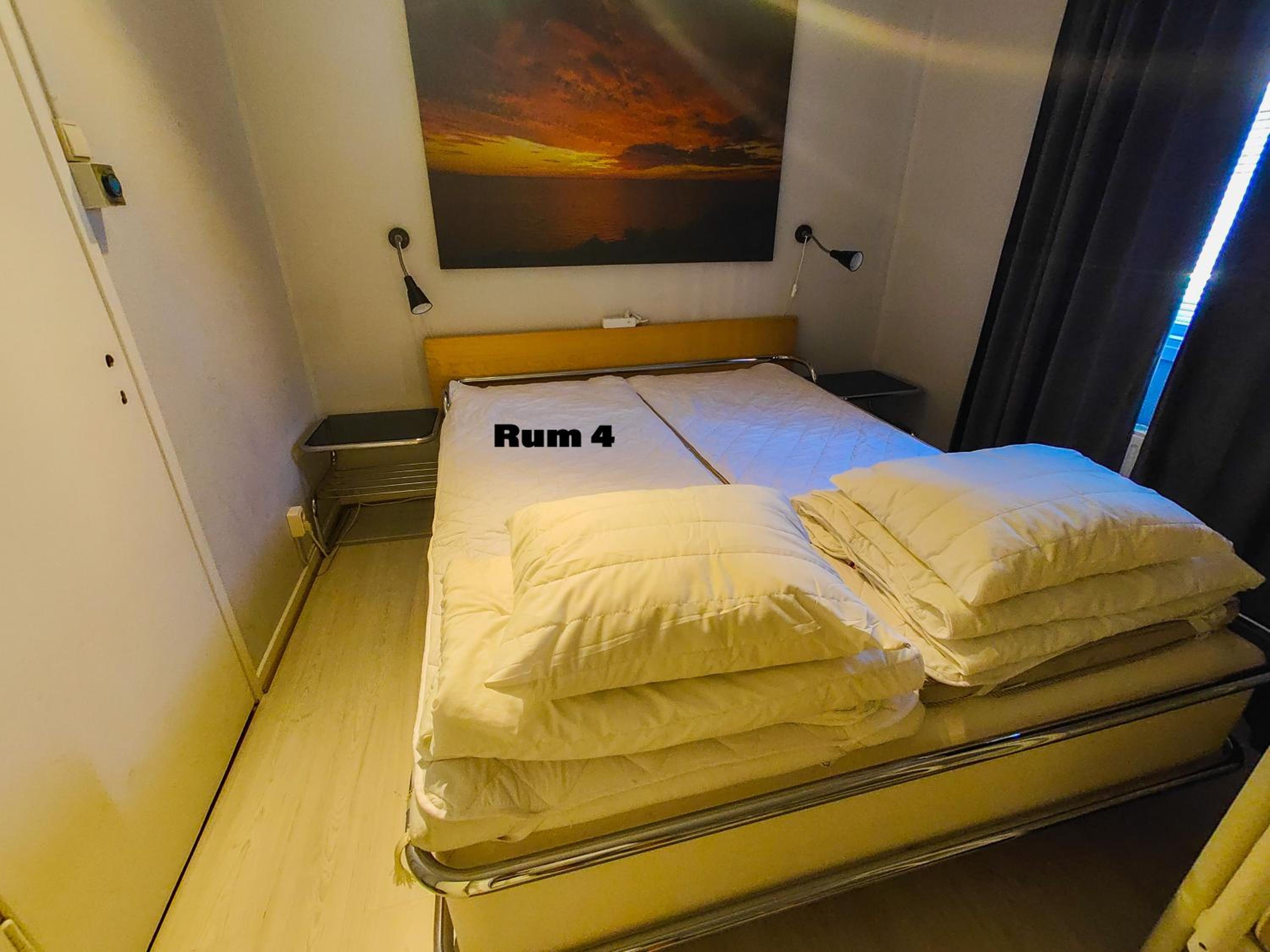 Quadruple Room with Shared Bathroom photo 1