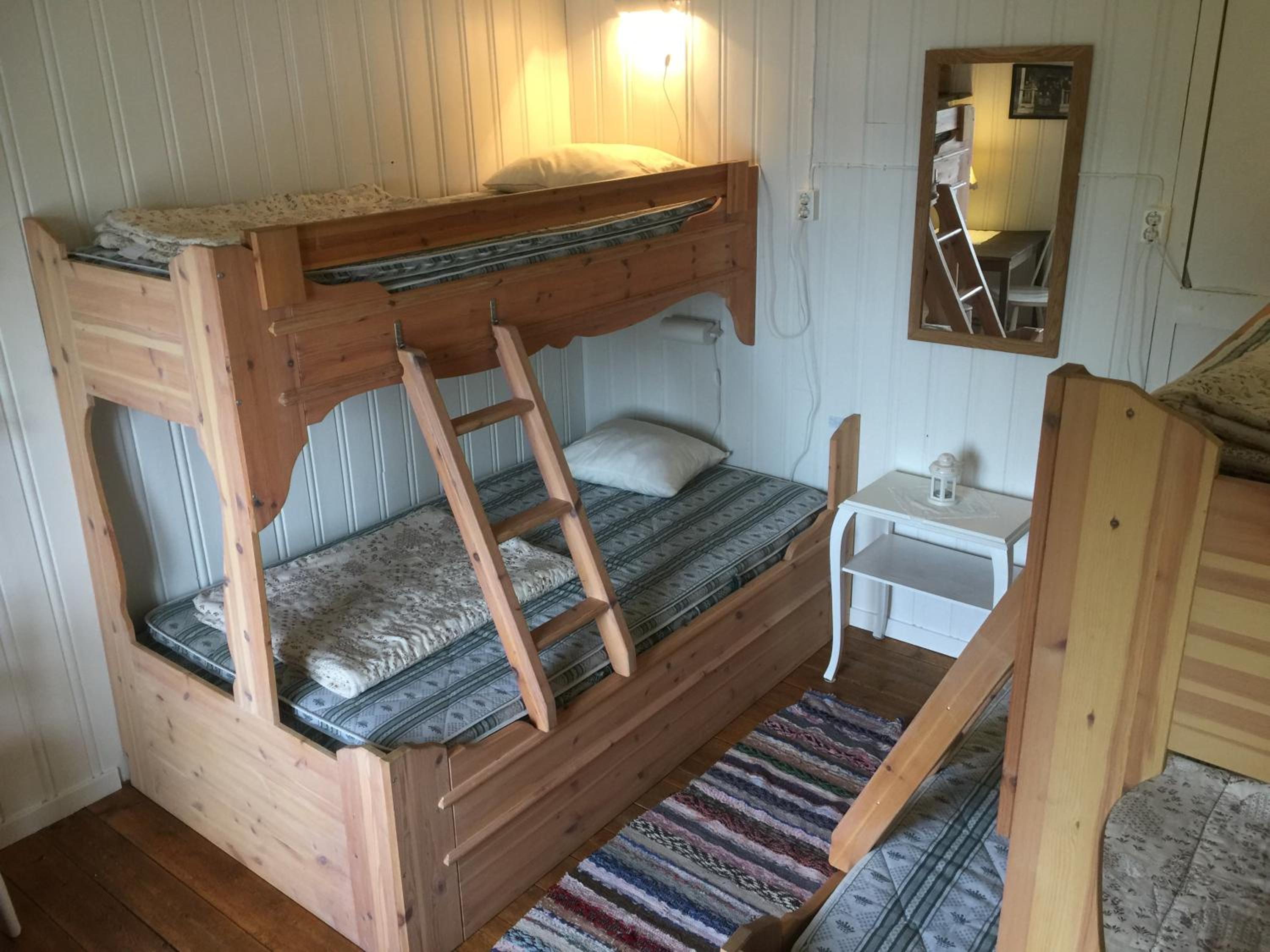 Quadruple Room with Shared Bathroom #7 photo 2