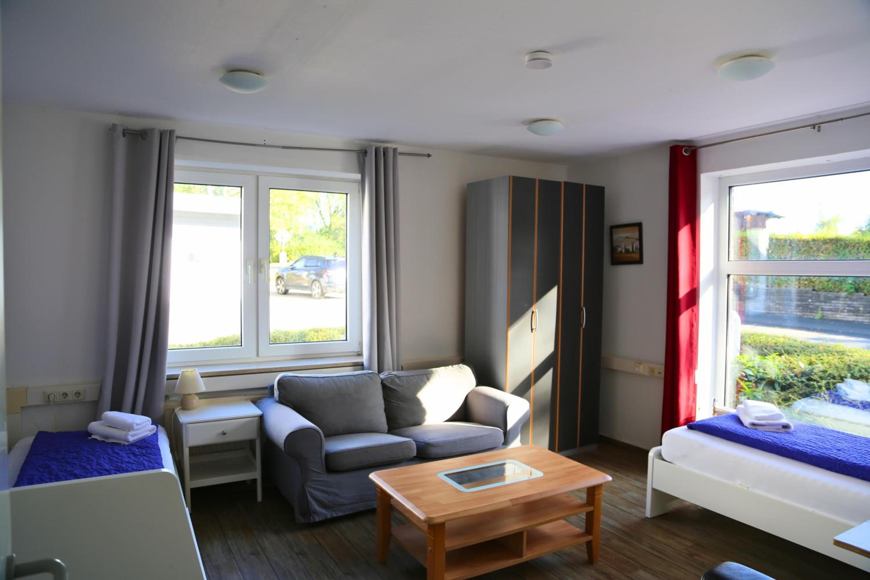 Economy Double Room photo 2